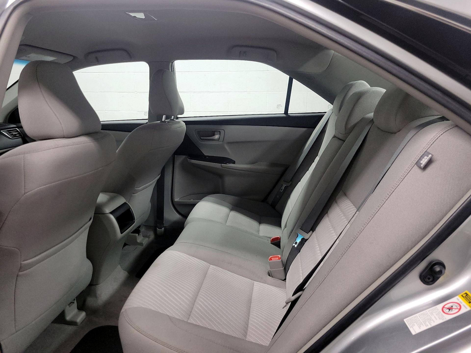 Thumbnail: 2017 Toyota Camry - 17