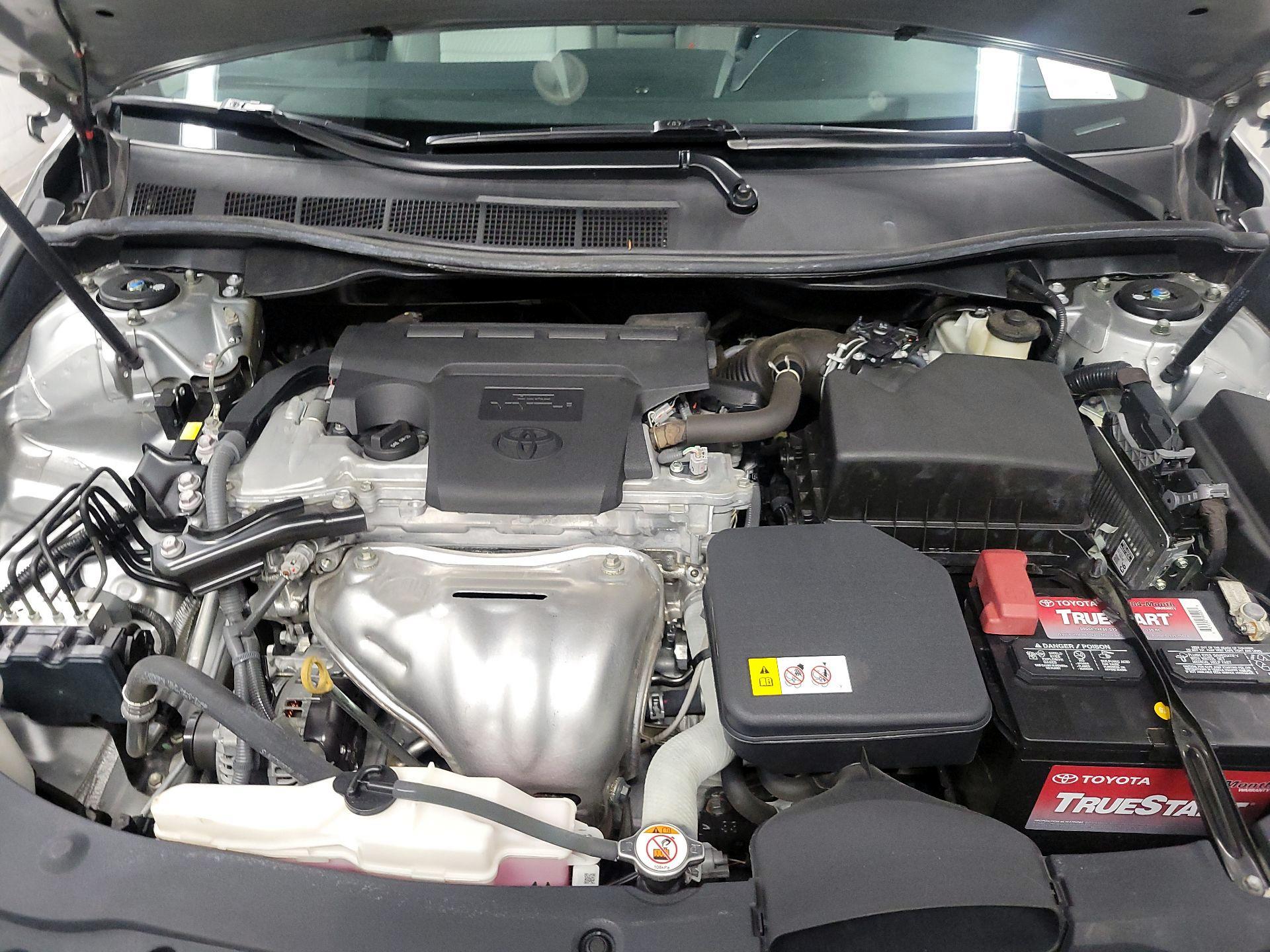 Thumbnail: 2017 Toyota Camry - 19