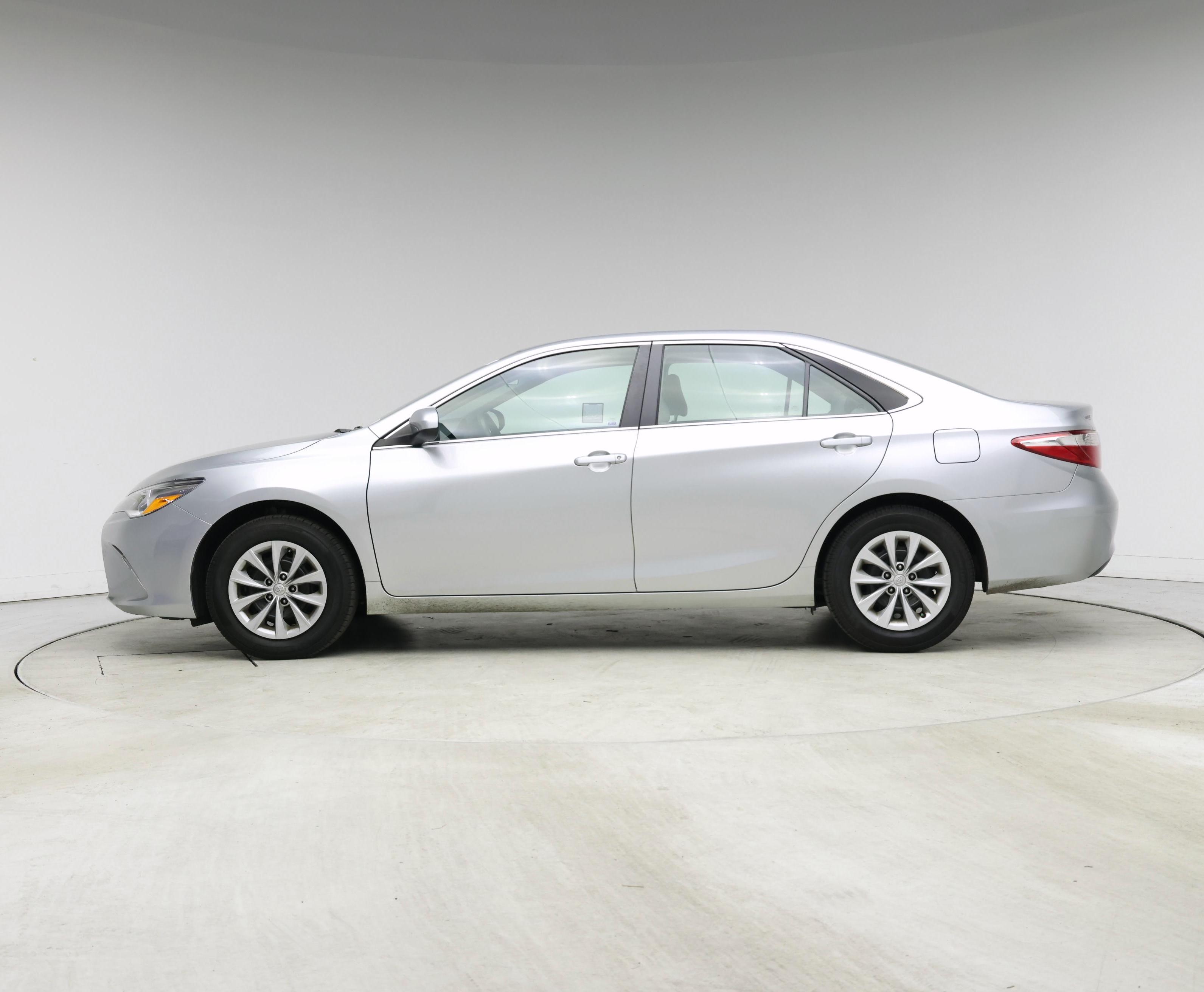 Thumbnail: 2017 Toyota Camry - 3