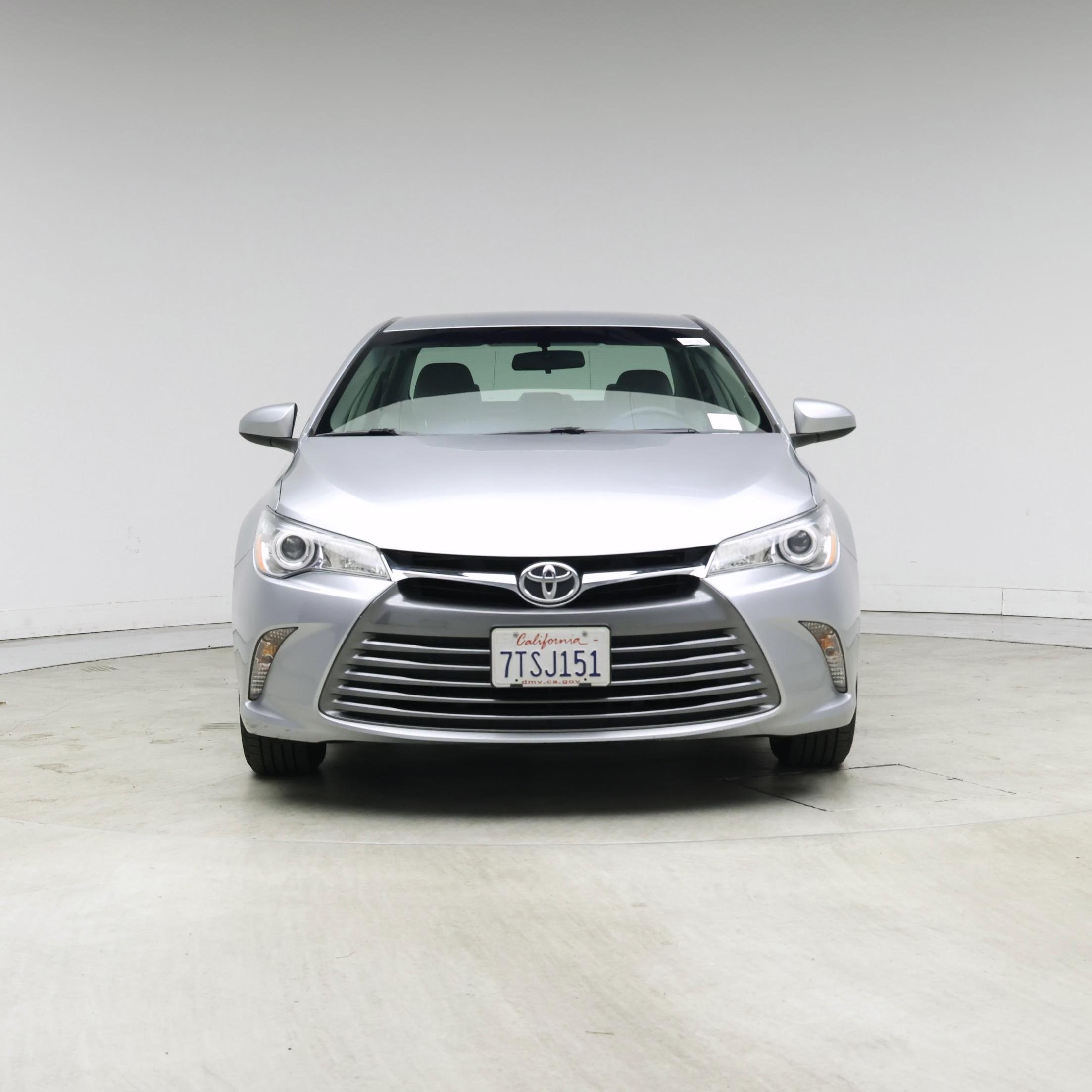 Thumbnail: 2017 Toyota Camry - 5