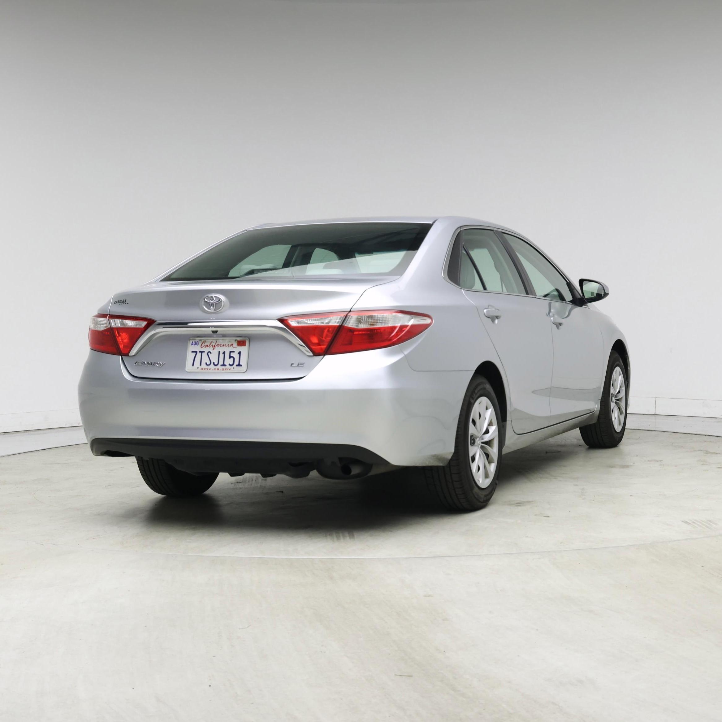 Thumbnail: 2017 Toyota Camry - 8