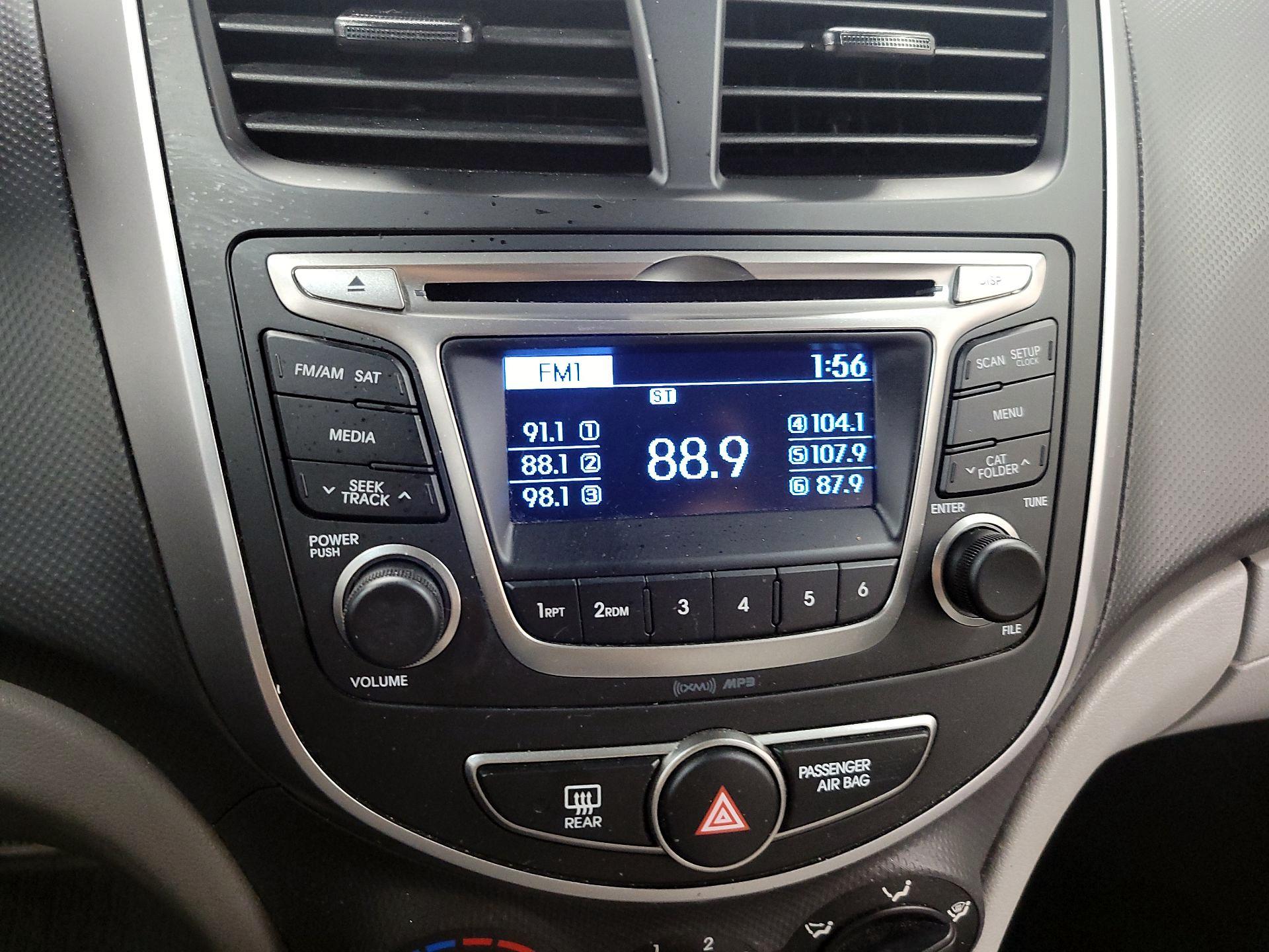 Thumbnail: 2016 Hyundai Accent - 14