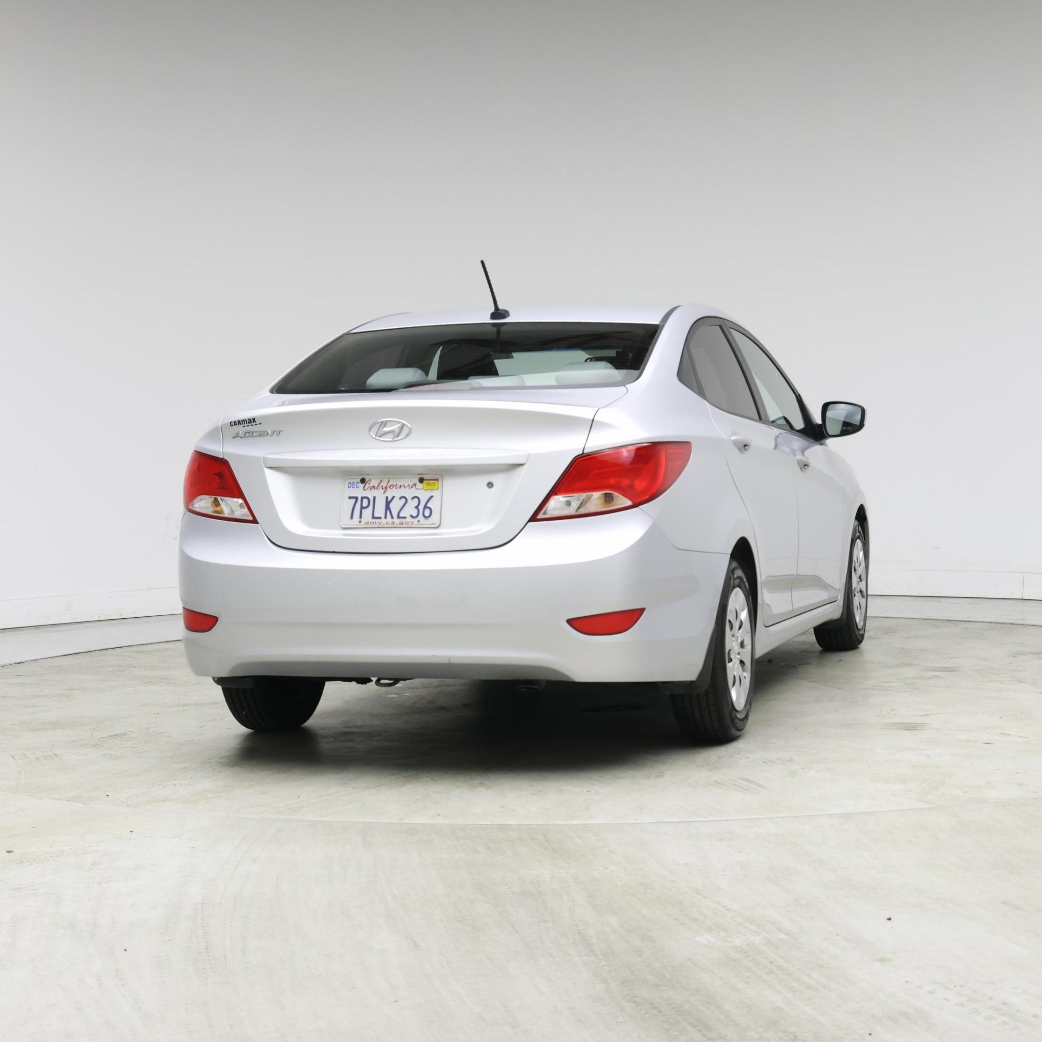 Thumbnail: 2016 Hyundai Accent - 8