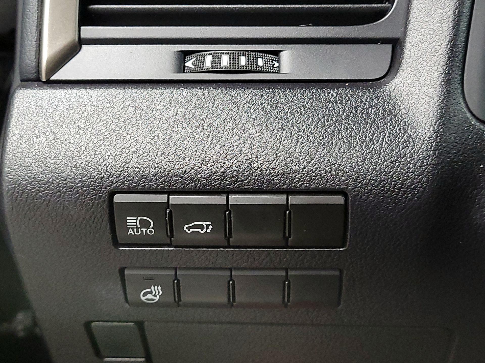 Thumbnail: 2016 Lexus RX - 13