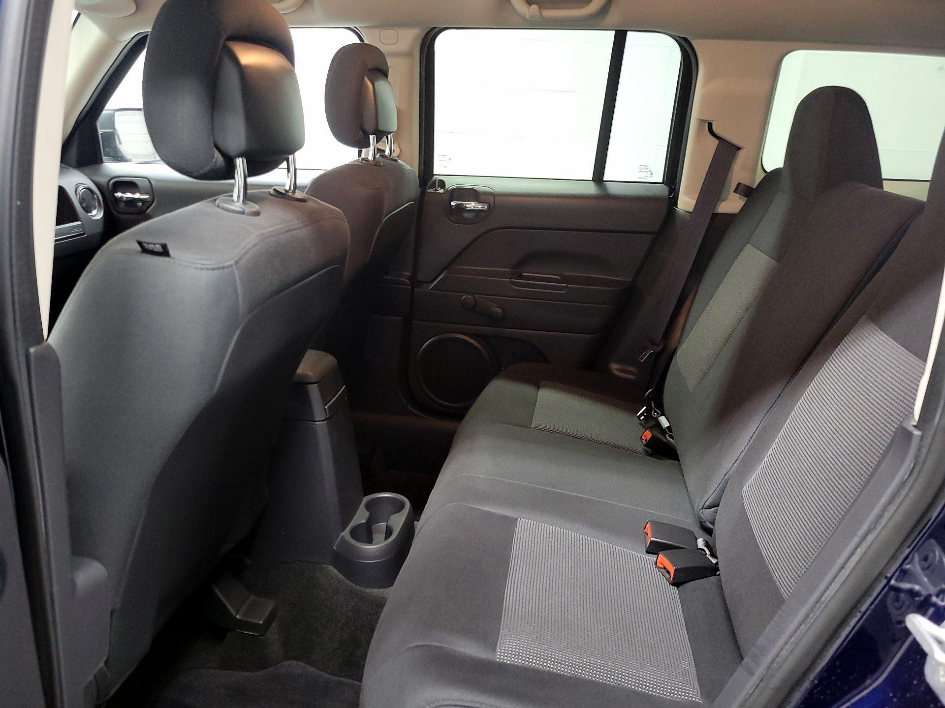 Thumbnail: 2014 Jeep Patriot - 16