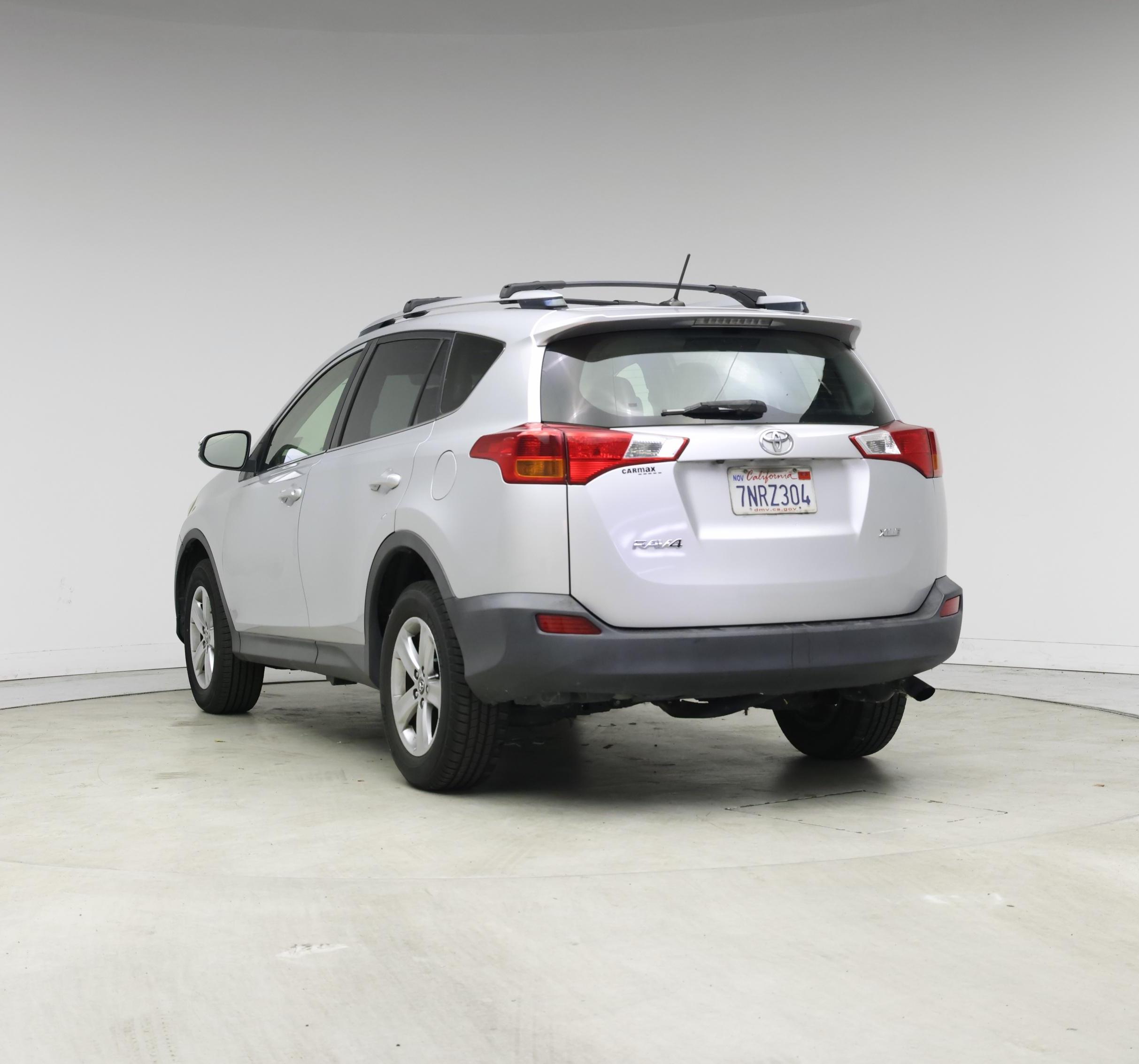 Thumbnail: 2015 Toyota RAV4 - 2