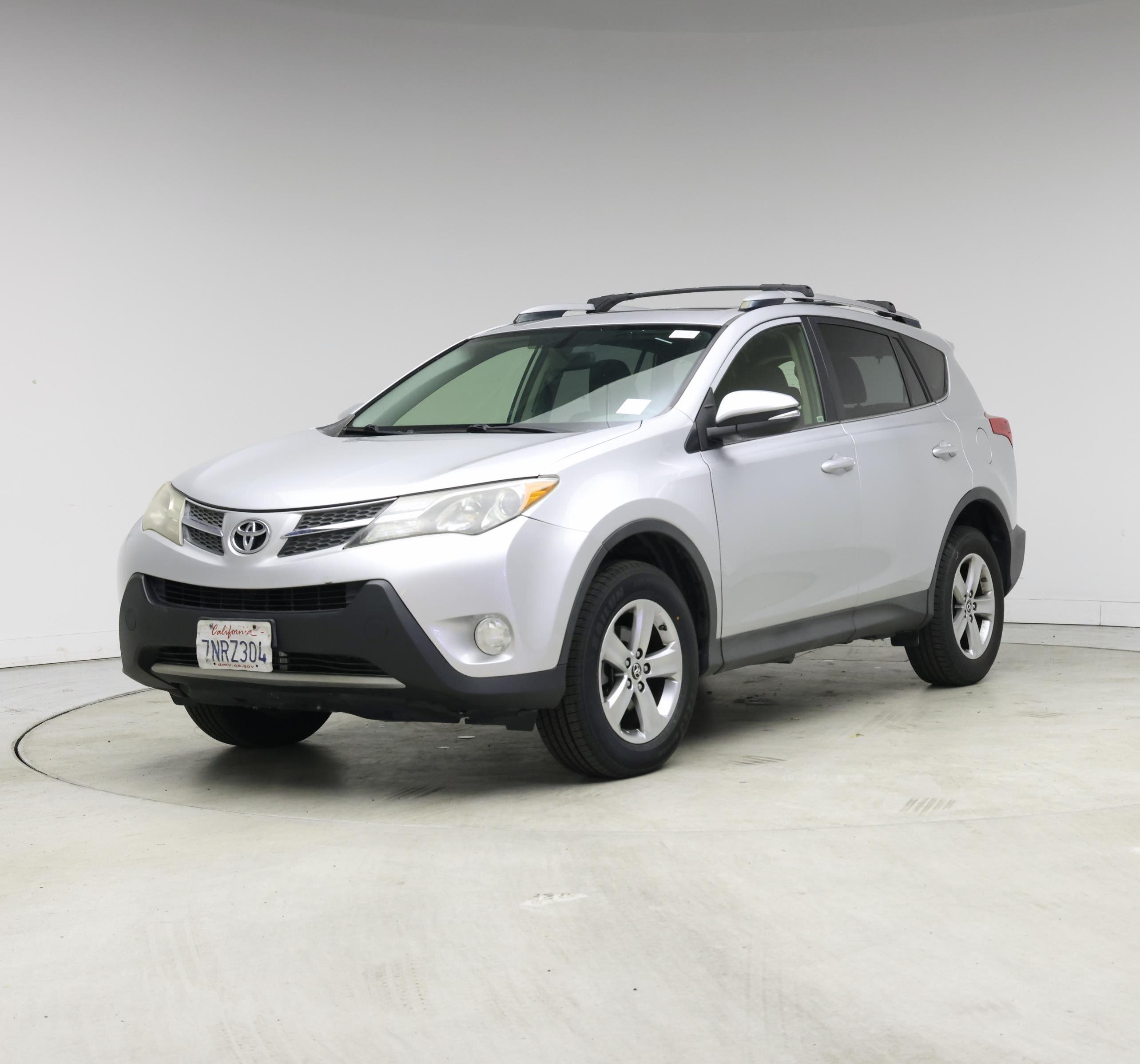 Thumbnail: 2015 Toyota RAV4 - 4