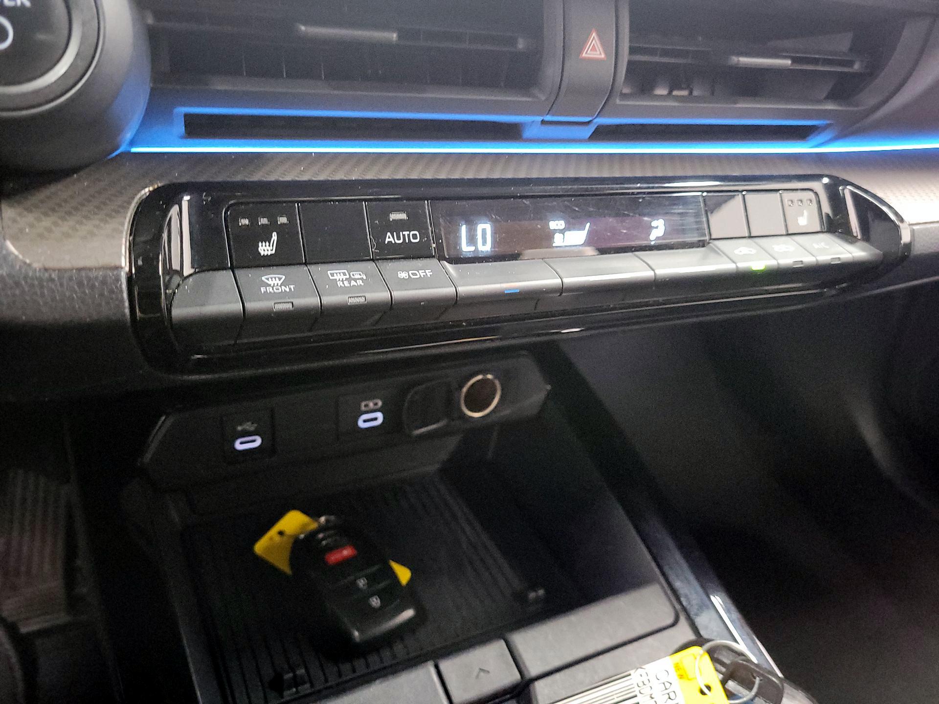 Thumbnail: 2024 Toyota Prius - 15