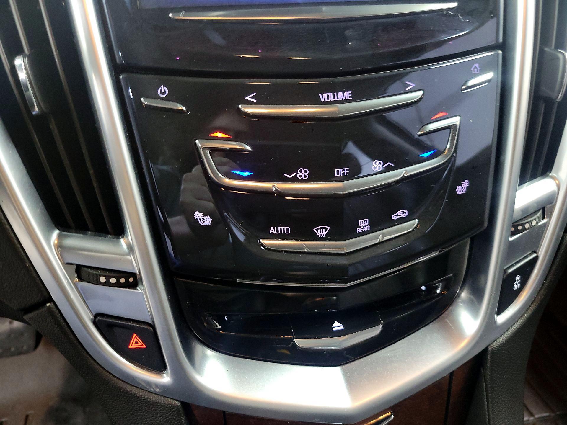 Thumbnail: 2015 Cadillac SRX - 17