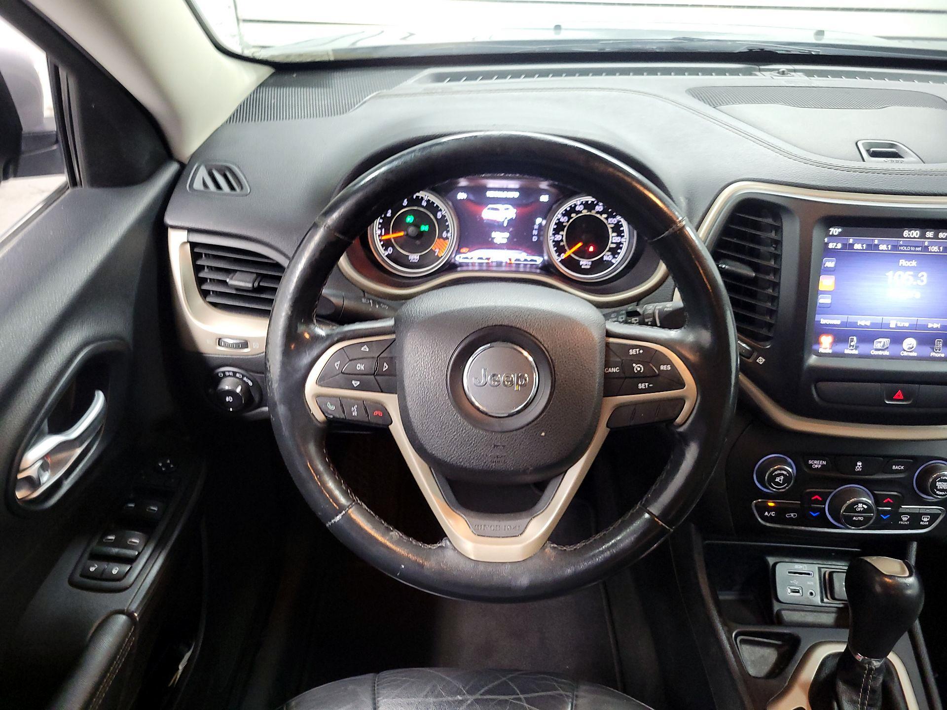 Thumbnail: 2015 Jeep Cherokee - 10