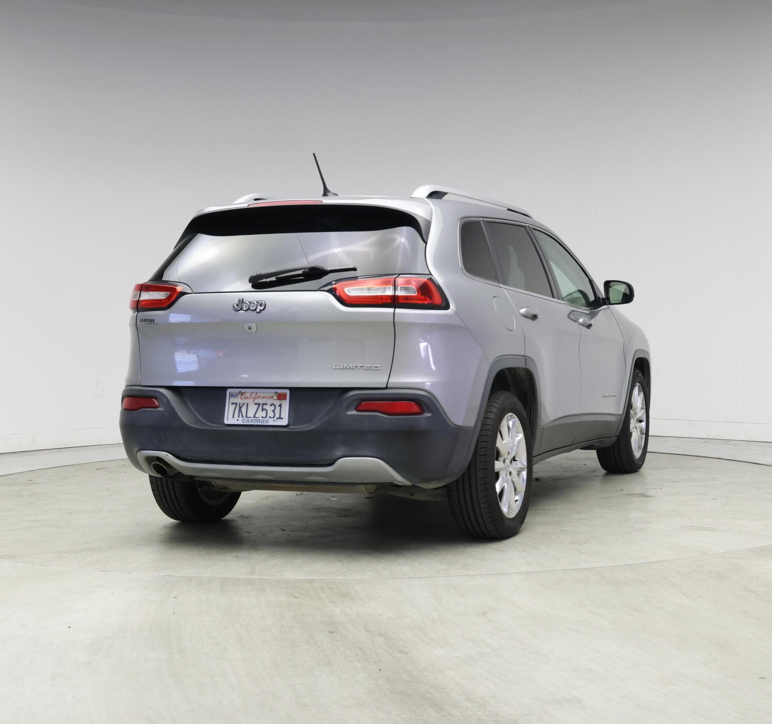 Thumbnail: 2015 Jeep Cherokee - 8