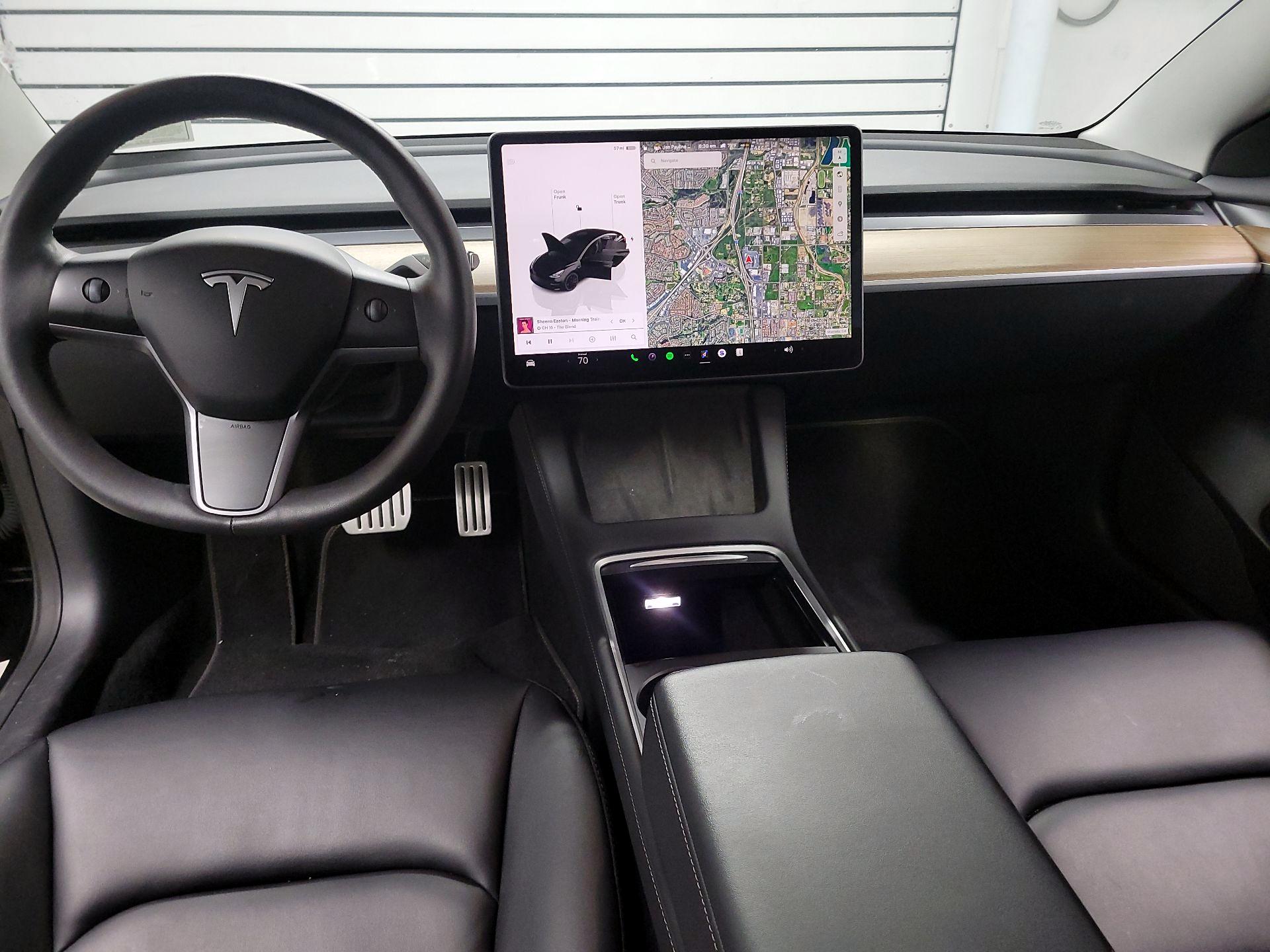 Thumbnail: 2023 Tesla Model 3 - 9