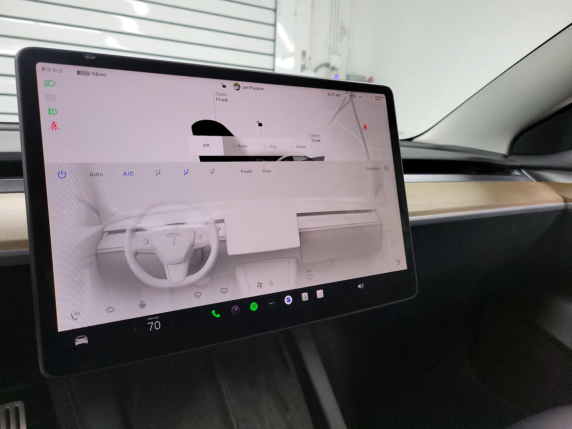 Thumbnail: 2023 Tesla Model 3 - 16