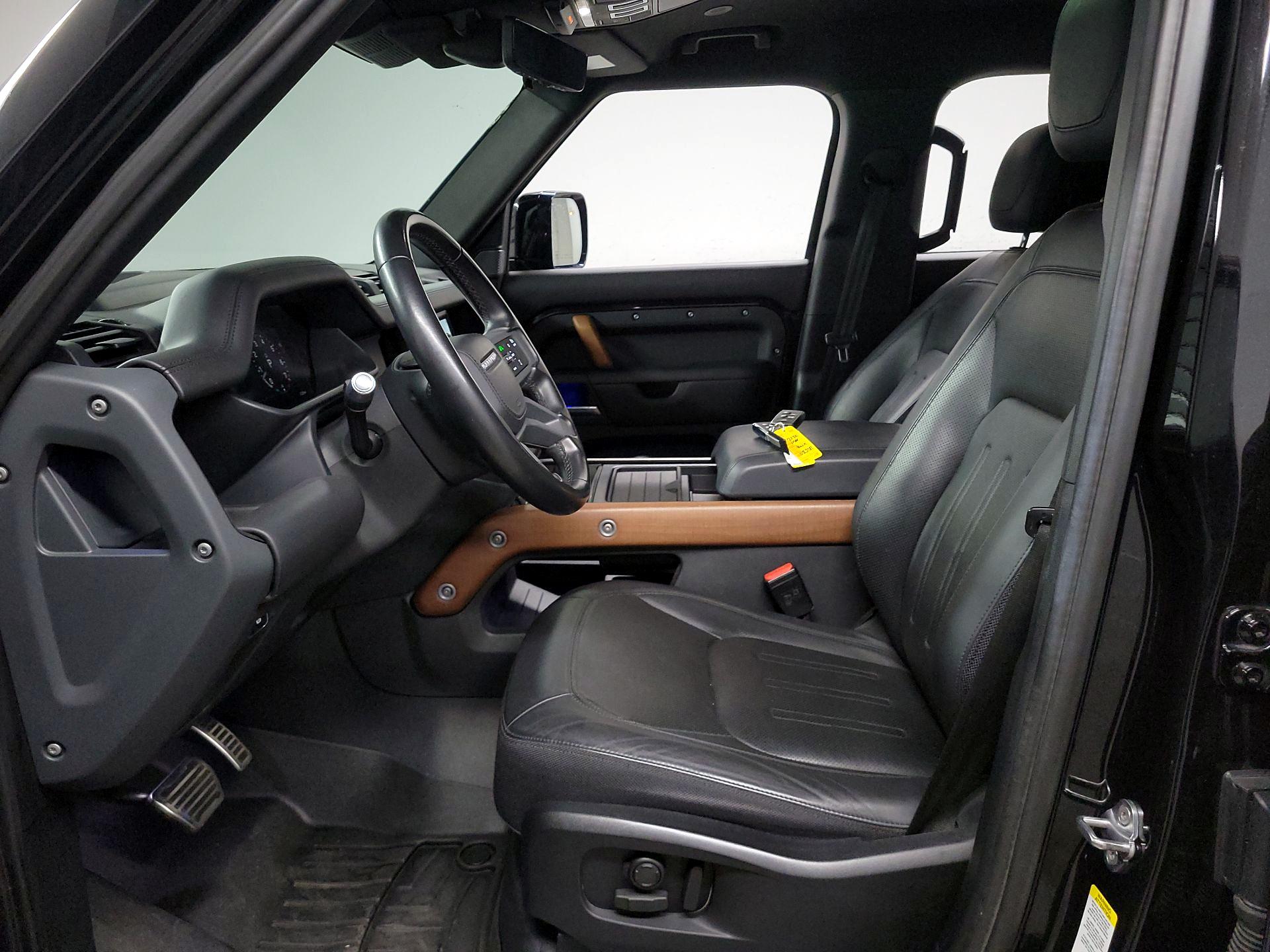 Thumbnail: 2020 Land Rover Defender - 11