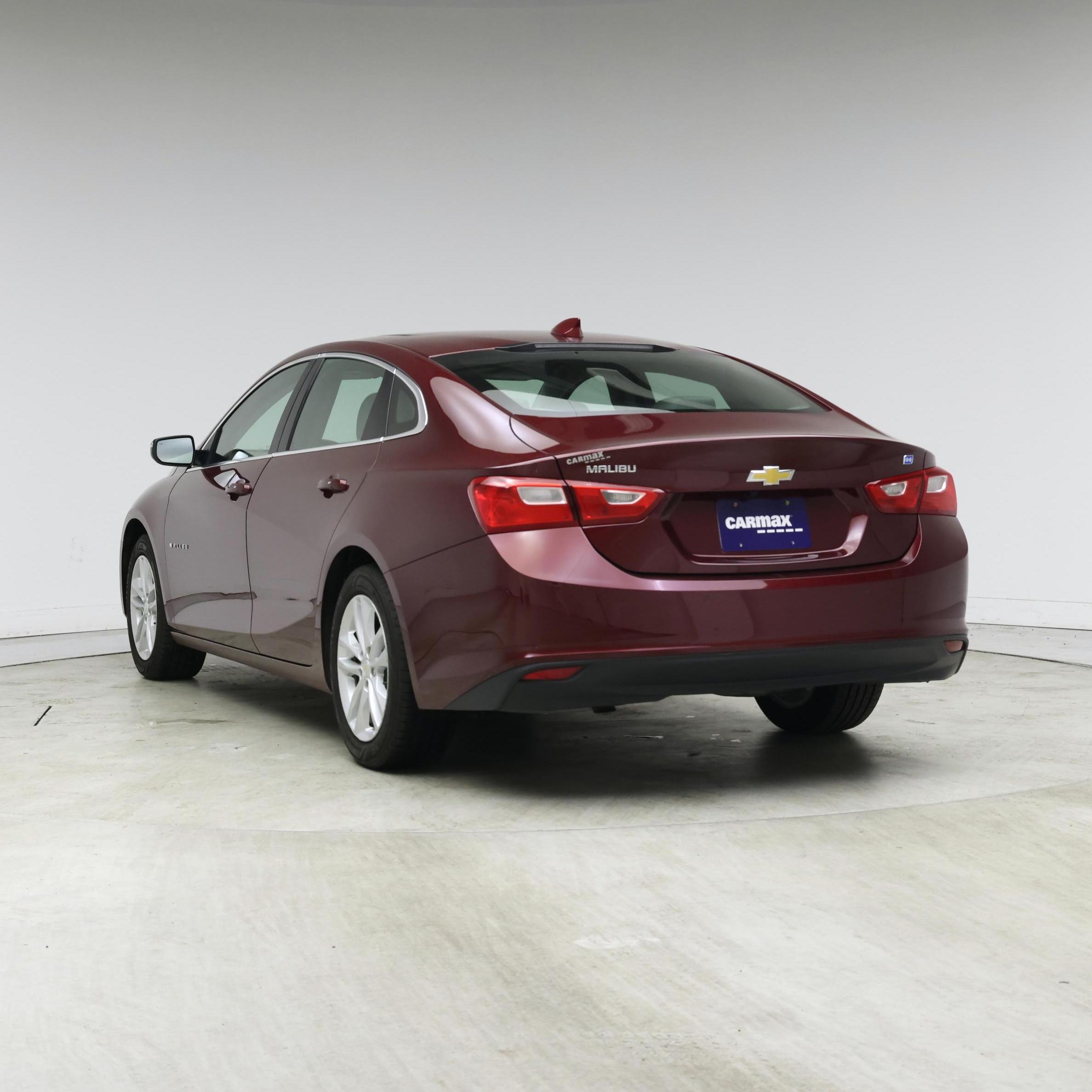 Thumbnail: 2016 Chevrolet Malibu - 2