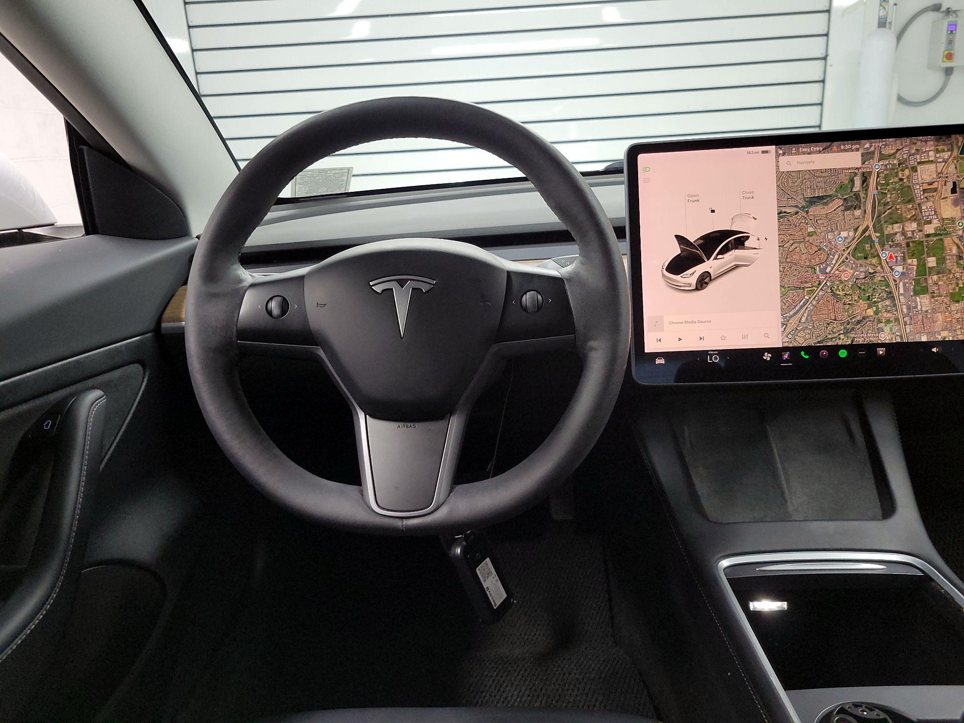 Thumbnail: 2021 Tesla Model 3 - 10