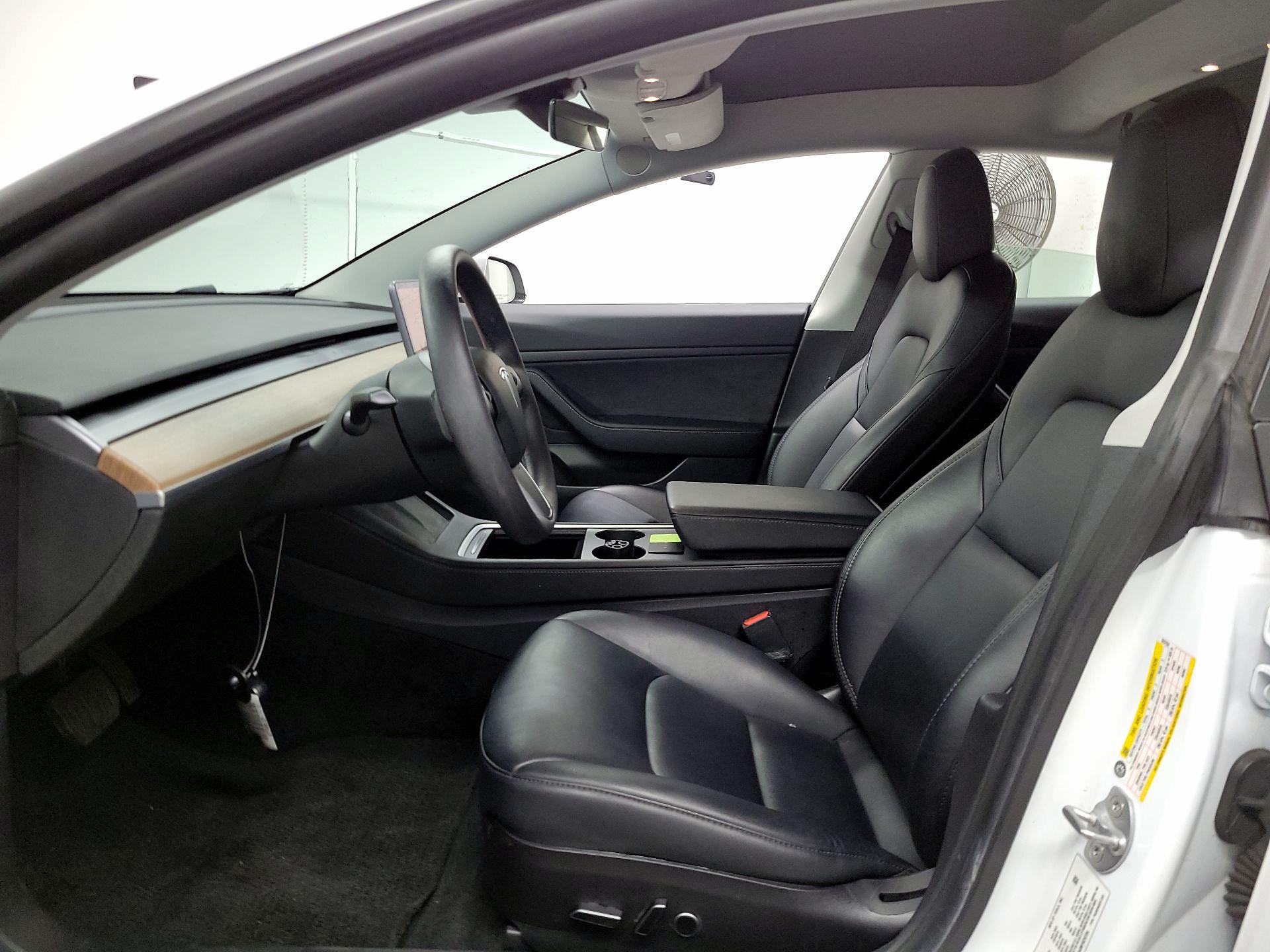 Thumbnail: 2021 Tesla Model 3 - 11