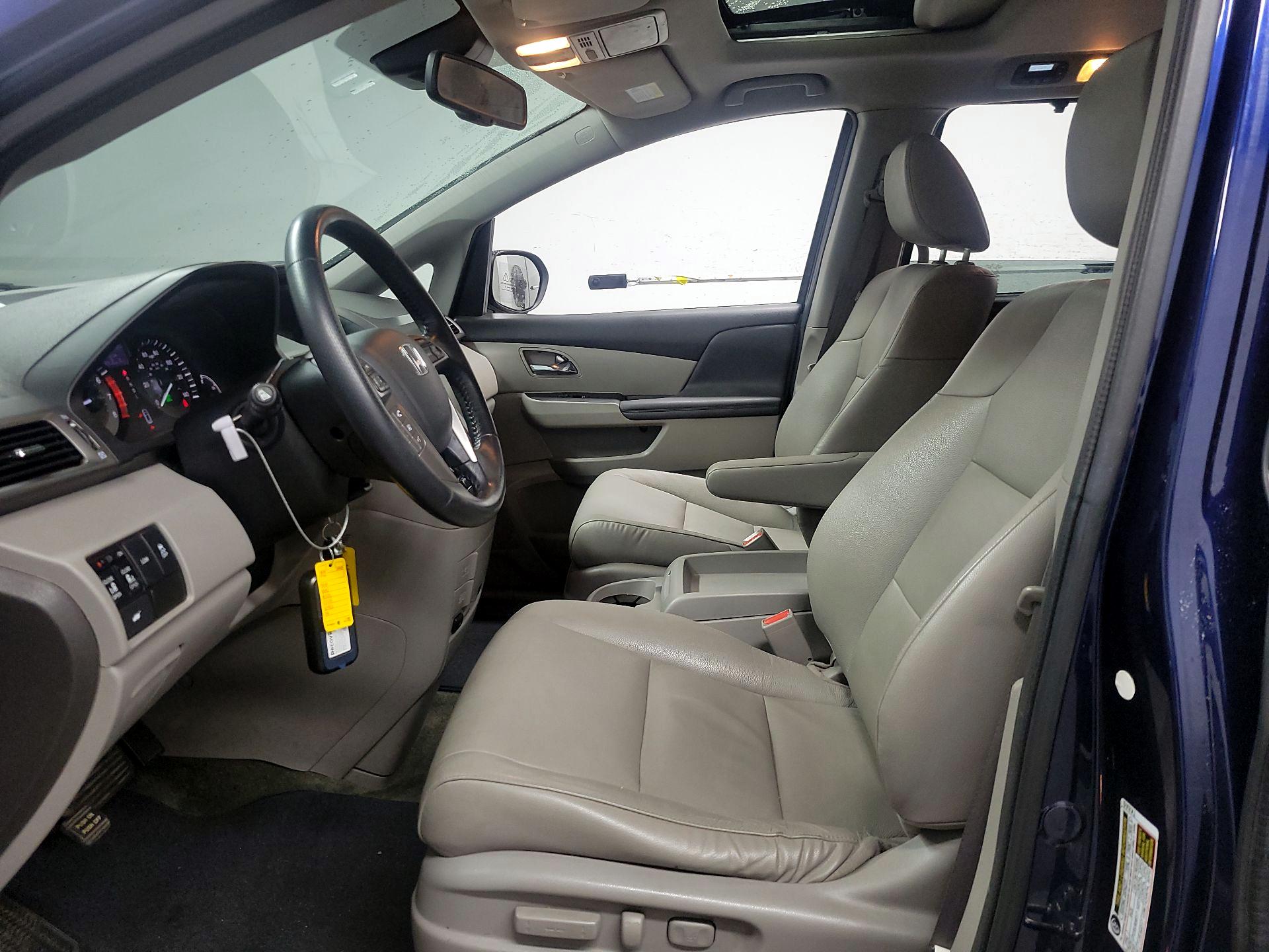 Thumbnail: 2016 Honda Odyssey - 11