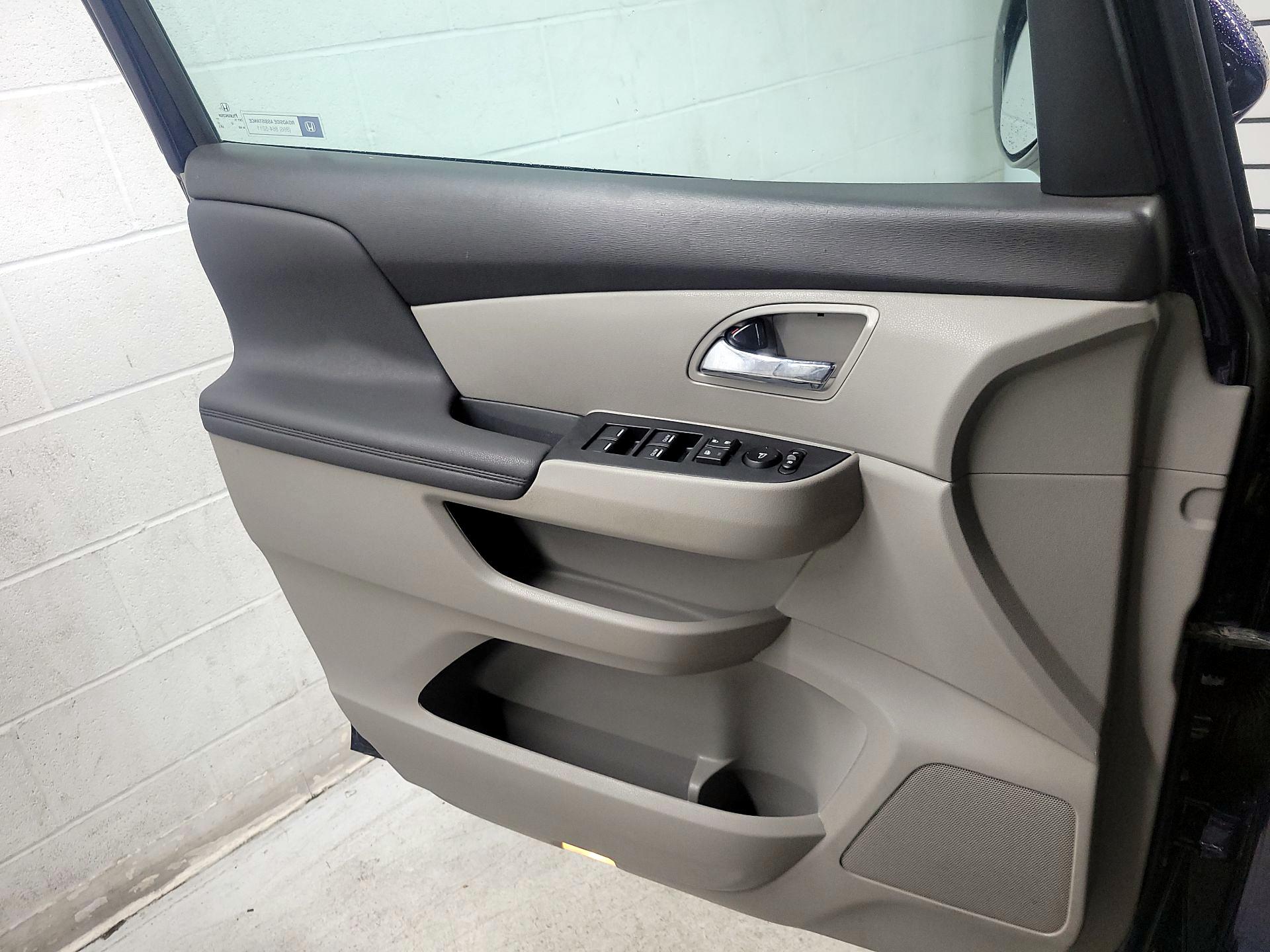 Thumbnail: 2016 Honda Odyssey - 12