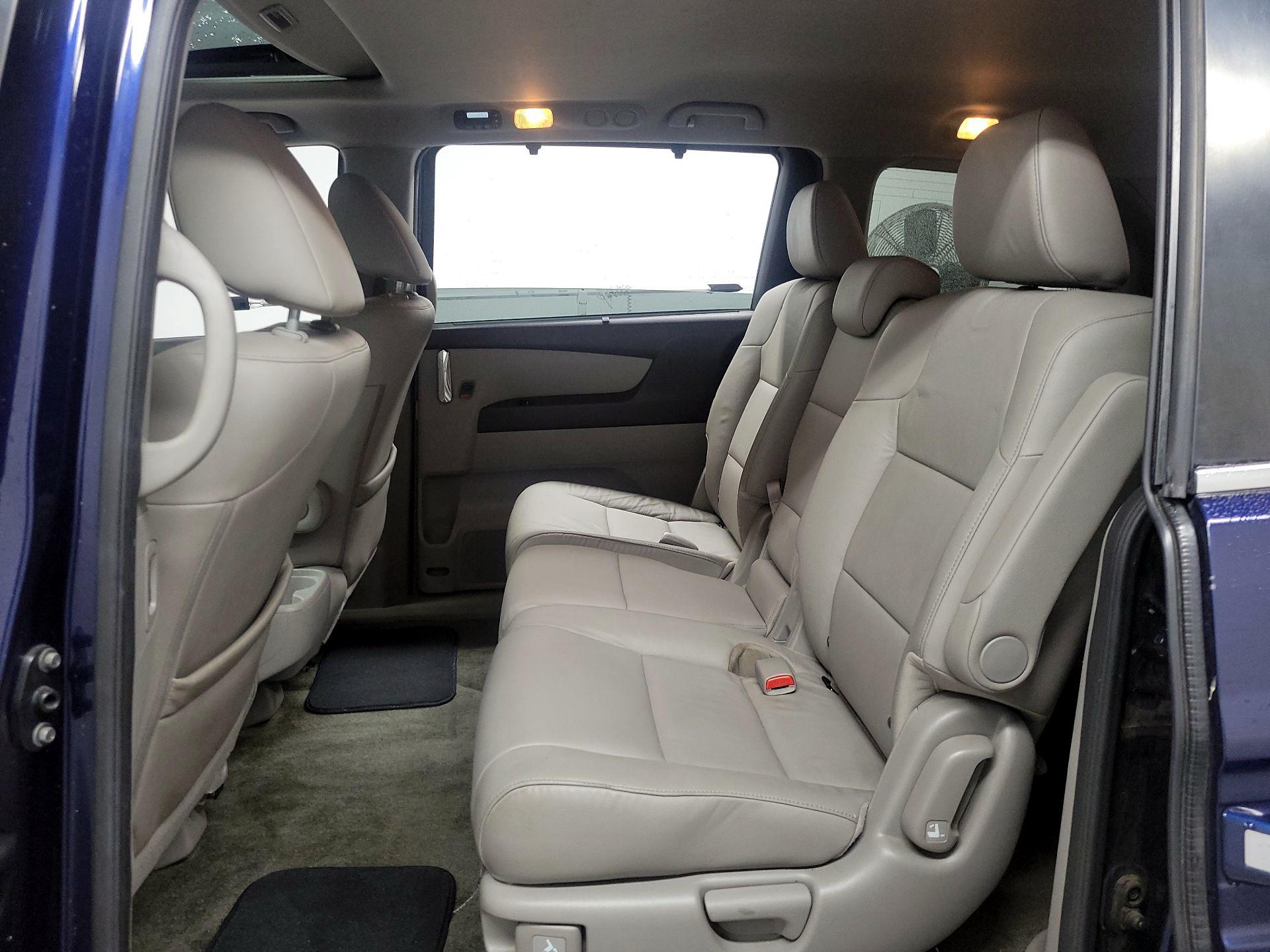 Thumbnail: 2016 Honda Odyssey - 17