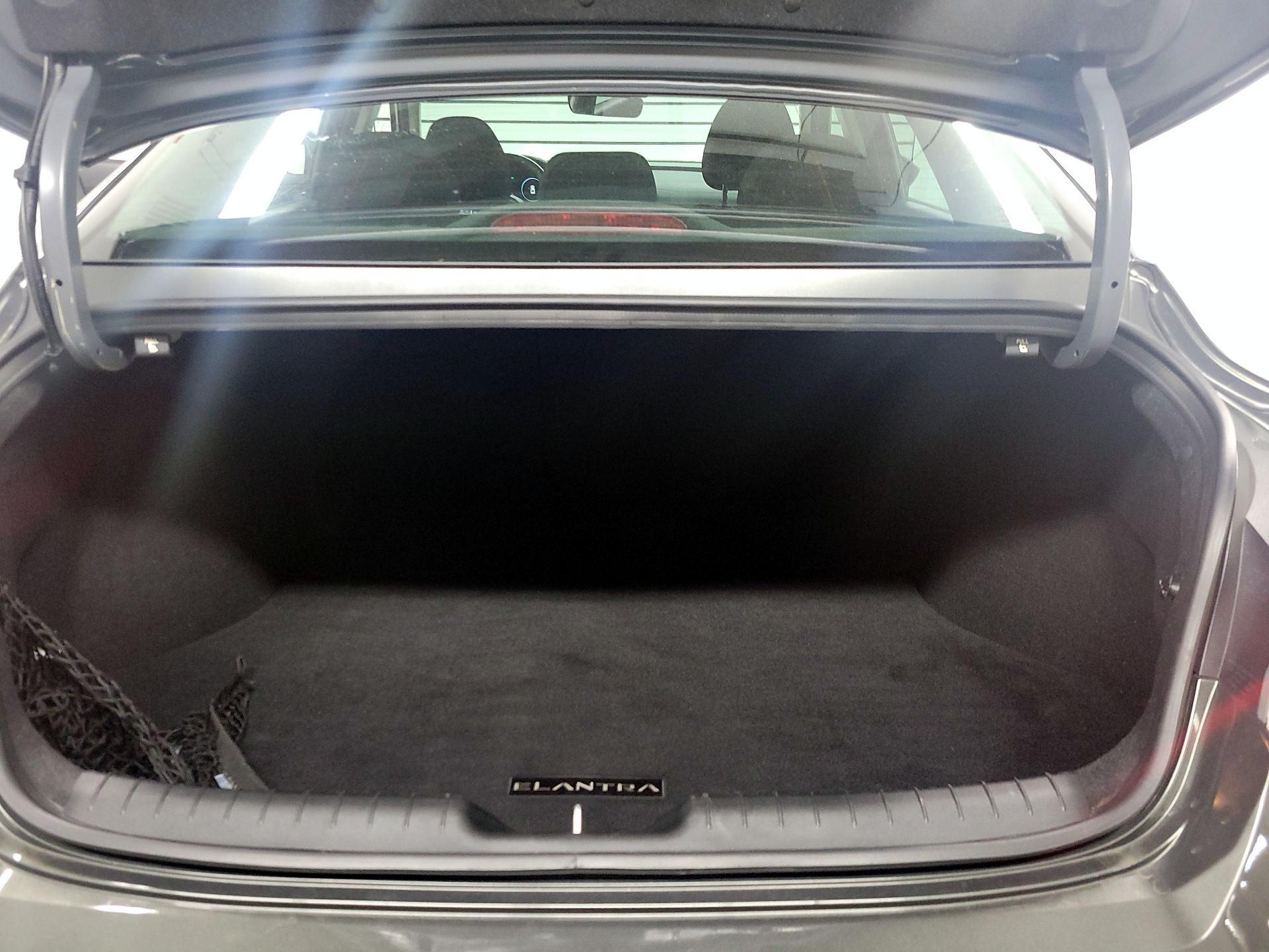 Thumbnail: 2024 Hyundai Elantra - 19