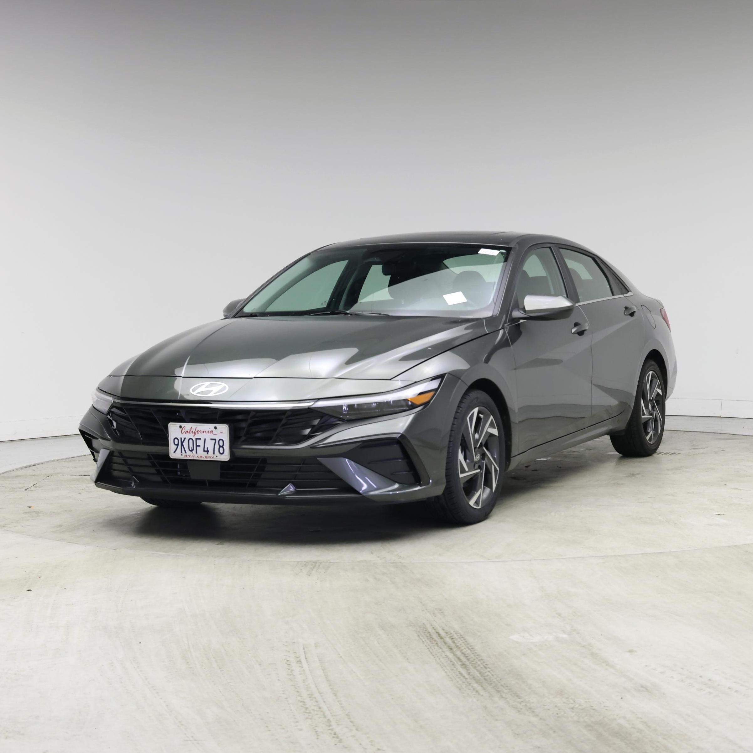 Thumbnail: 2024 Hyundai Elantra - 4