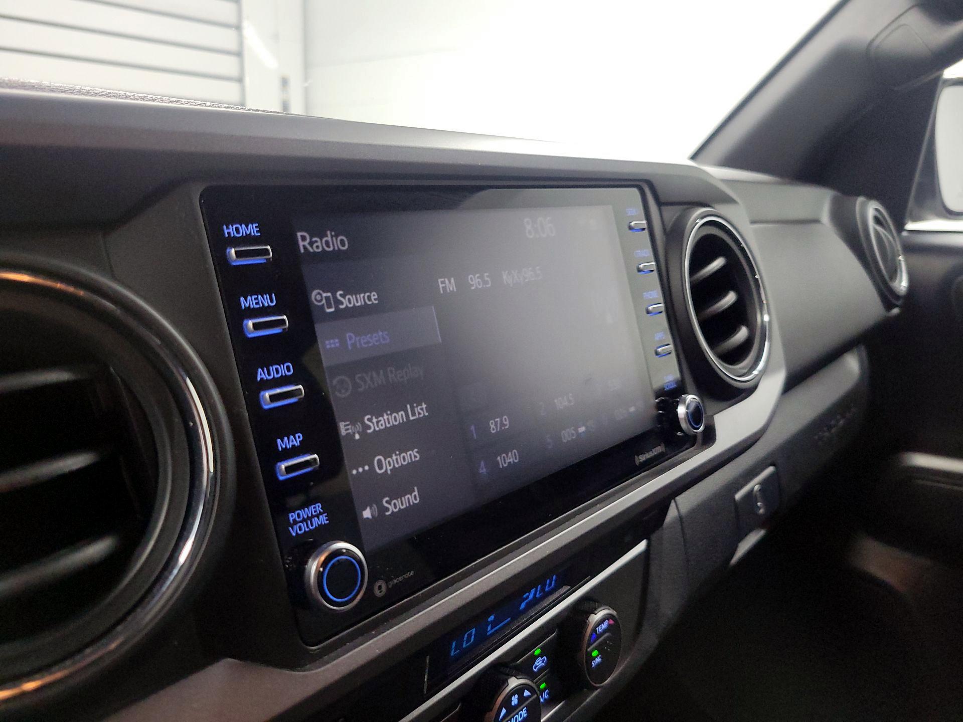 Thumbnail: 2023 Toyota Tacoma - 15