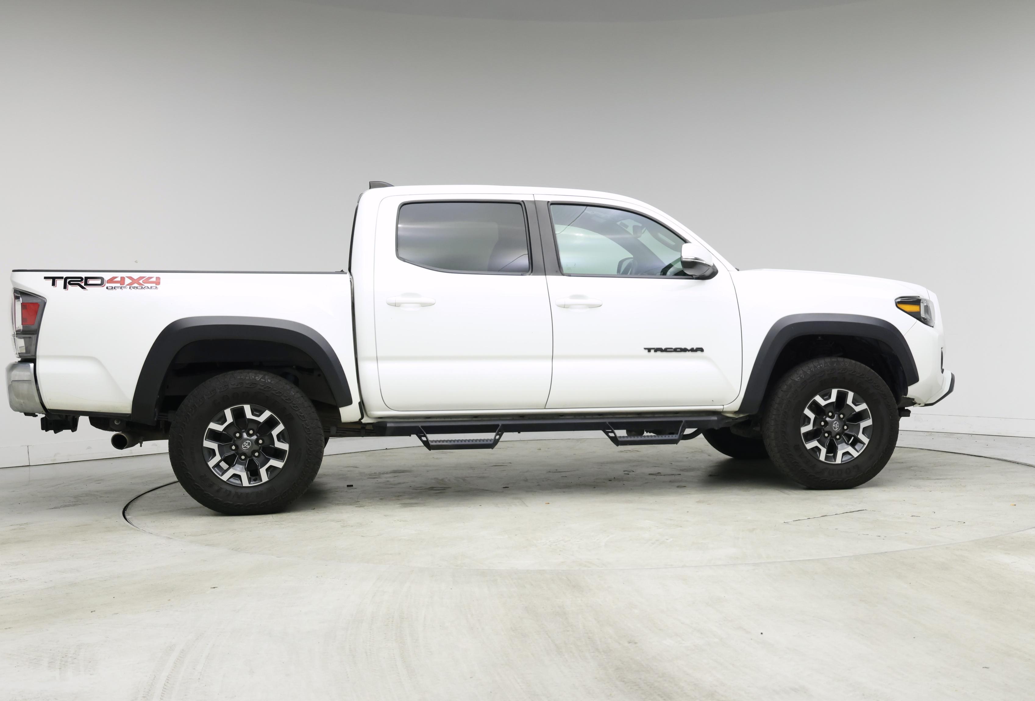 Thumbnail: 2023 Toyota Tacoma - 7