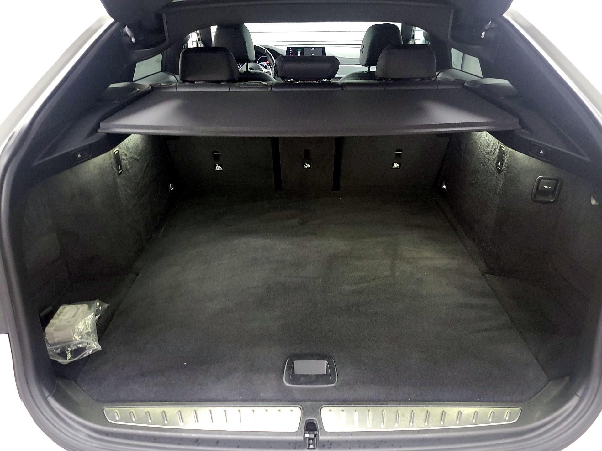 Thumbnail: 2019 BMW 6 Series - 19