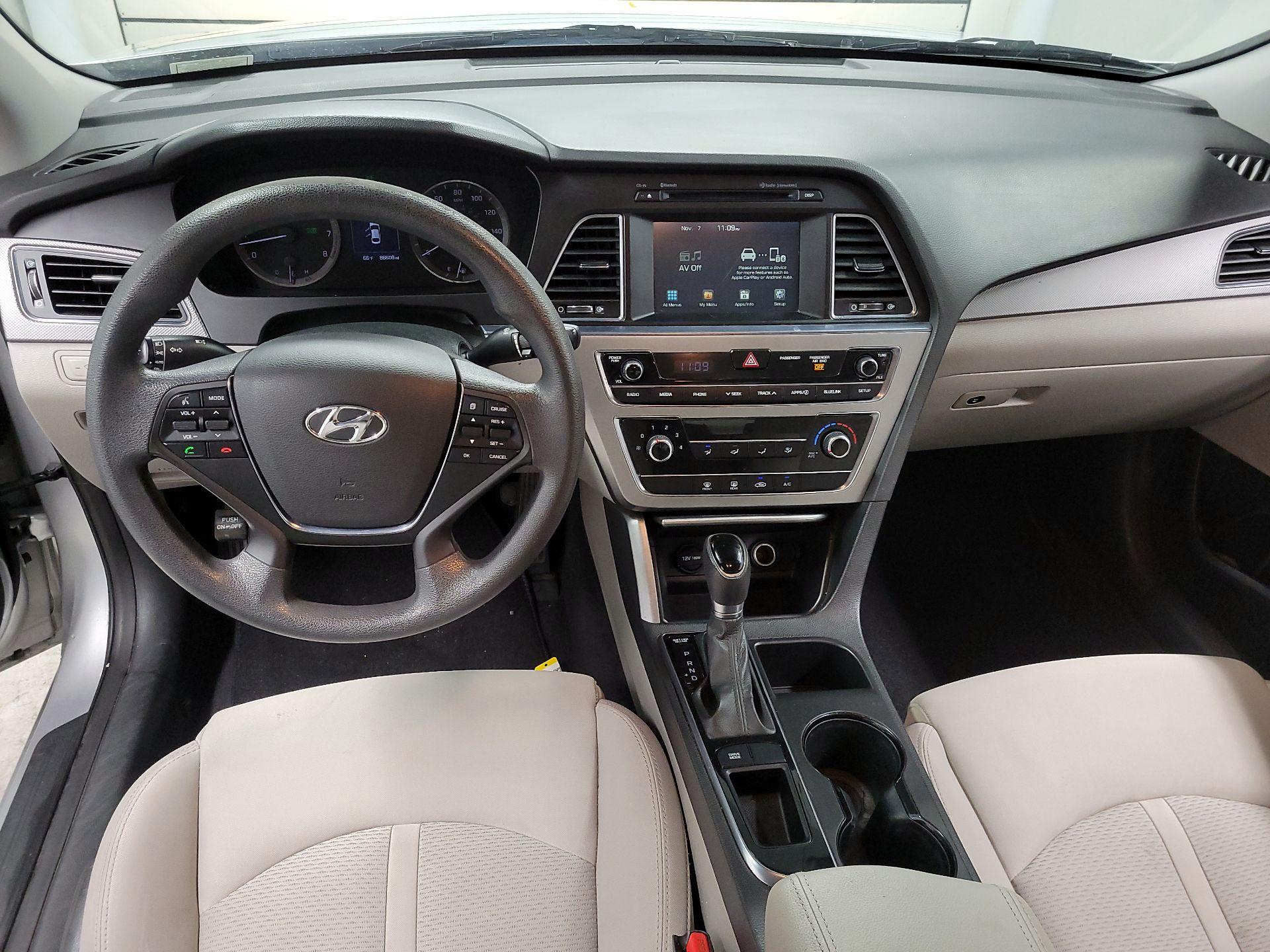 Thumbnail: 2016 Hyundai Sonata - 9