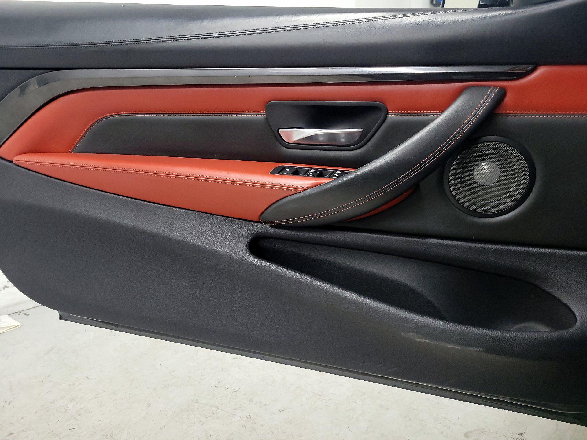 Thumbnail: 2015 BMW M4 - 12