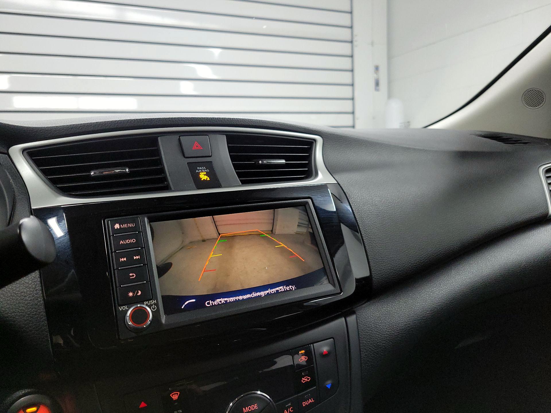 Thumbnail: 2019 Nissan Sentra - 14