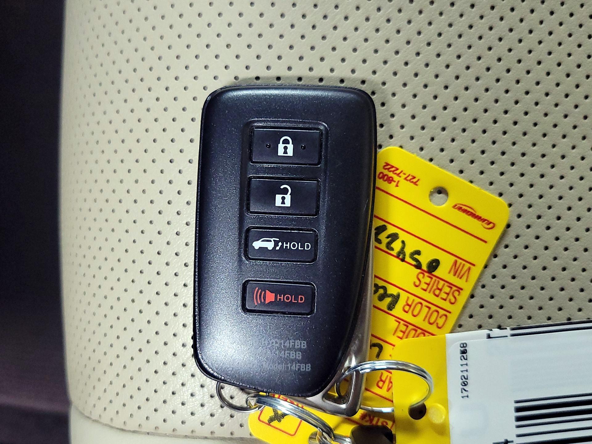 Thumbnail: 2020 Lexus RX - 20