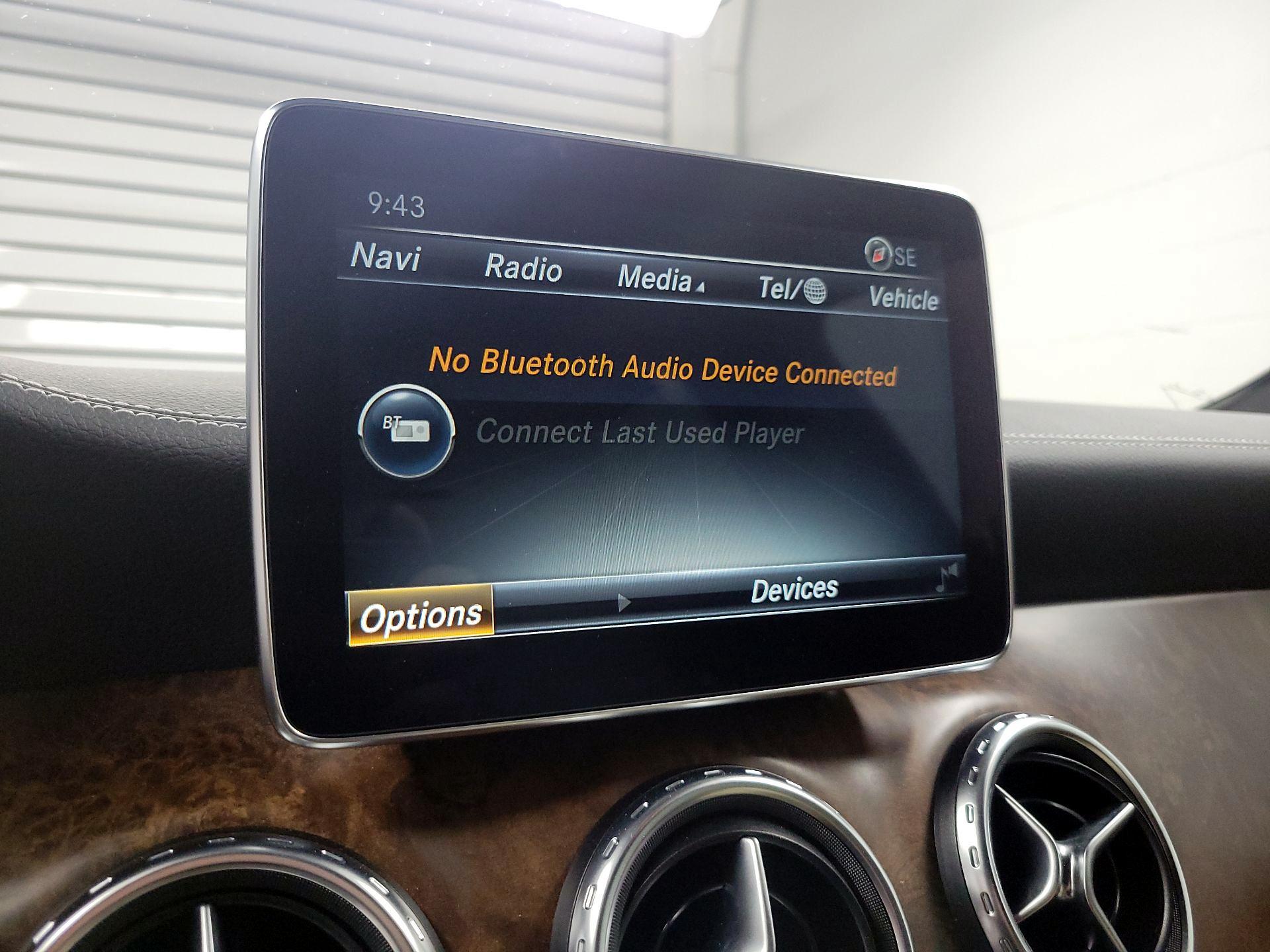 Thumbnail: 2016 Mercedes-Benz GLA - 15