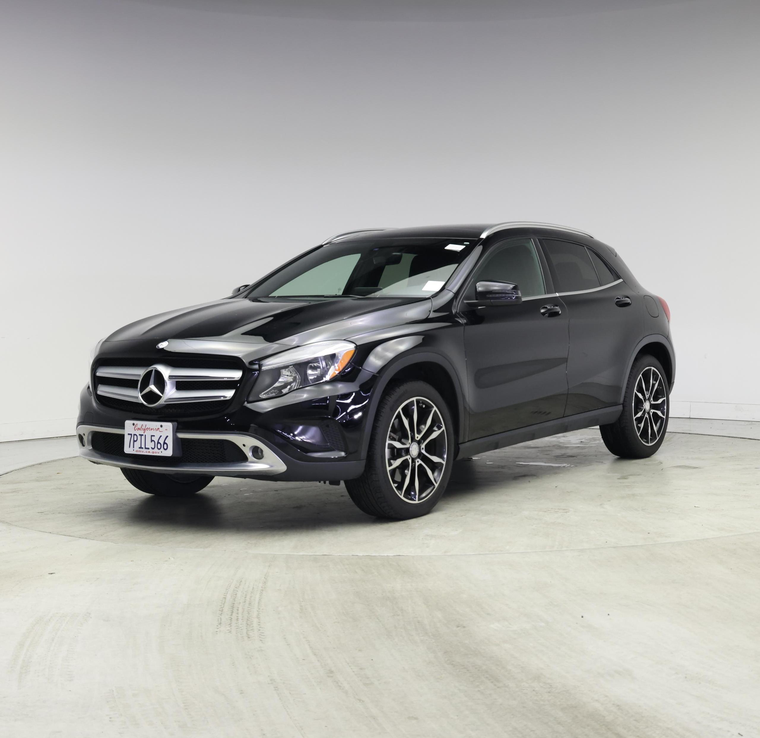Thumbnail: 2016 Mercedes-Benz GLA - 4