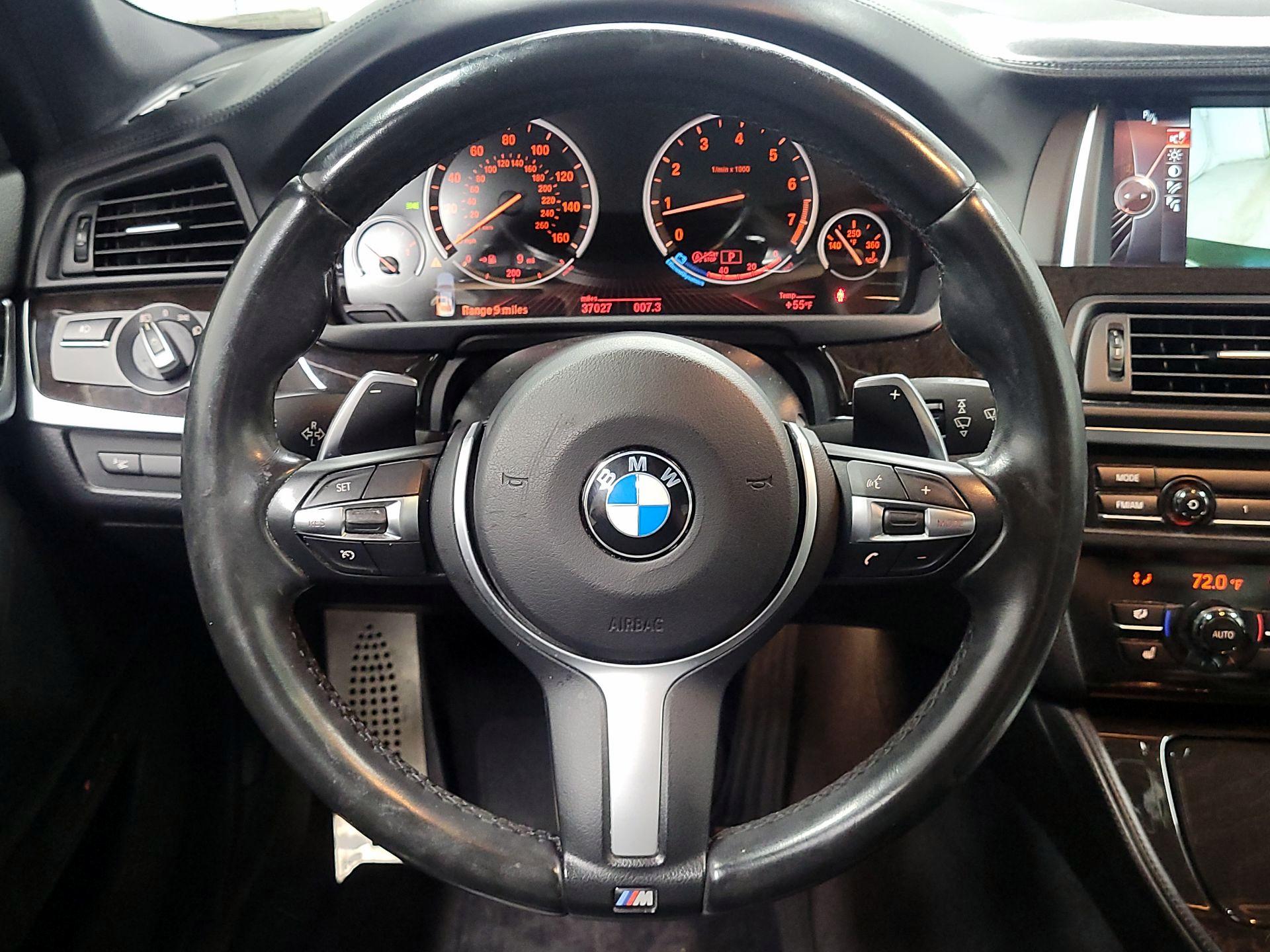 Thumbnail: 2016 BMW 5 Series - 10