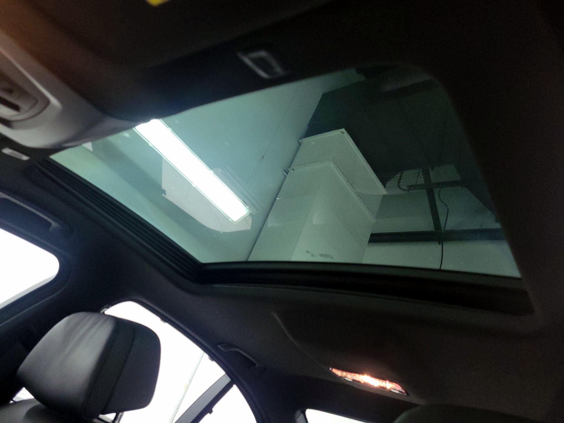 Thumbnail: 2016 BMW 5 Series - 18