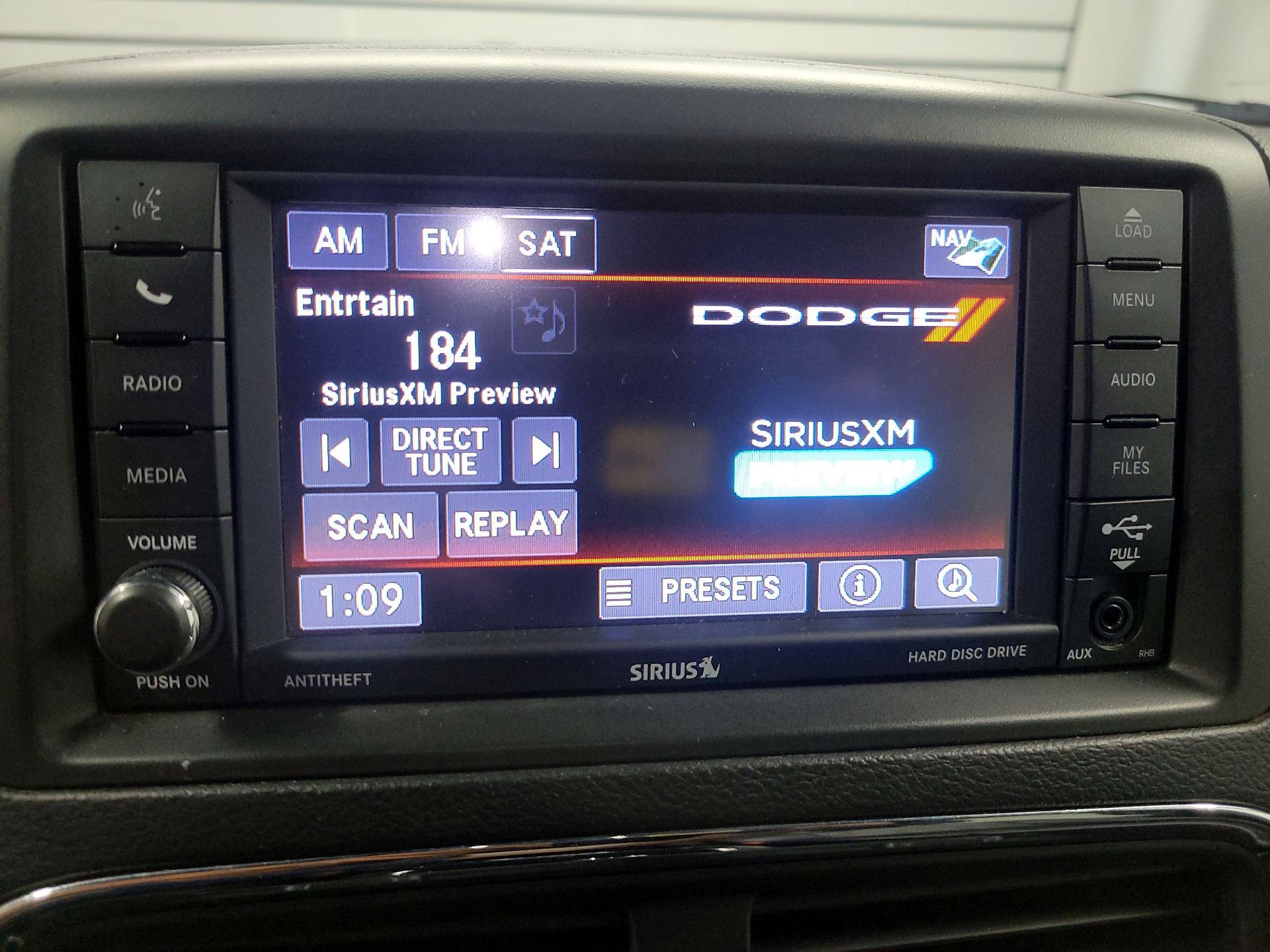 Thumbnail: 2019 Dodge Grand Caravan - 16