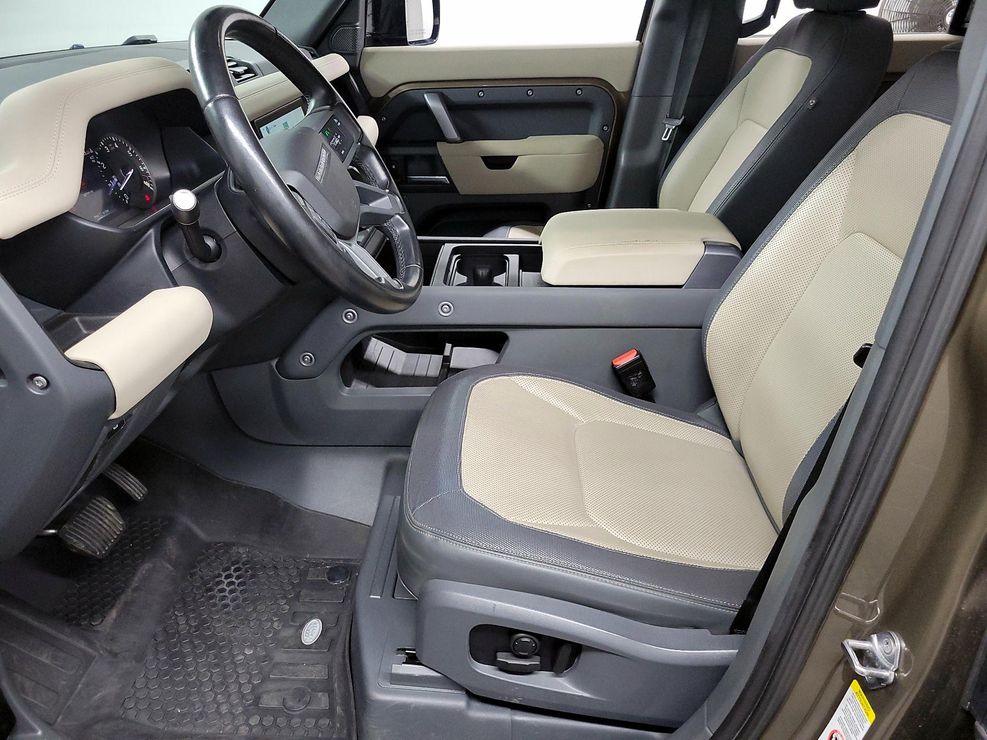 Thumbnail: 2023 Land Rover Defender - 11