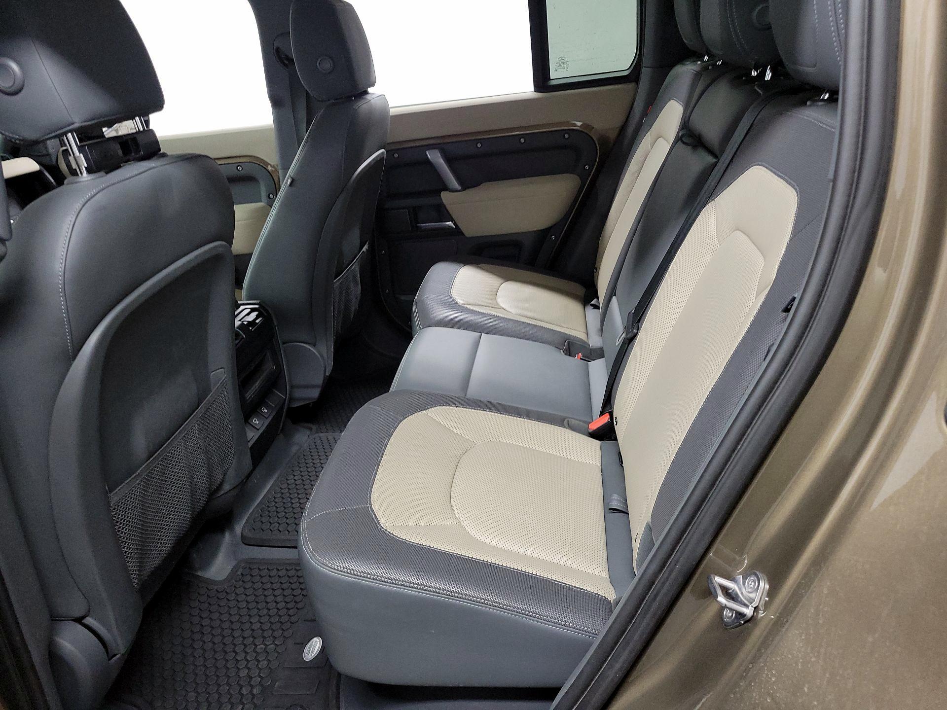 Thumbnail: 2023 Land Rover Defender - 17