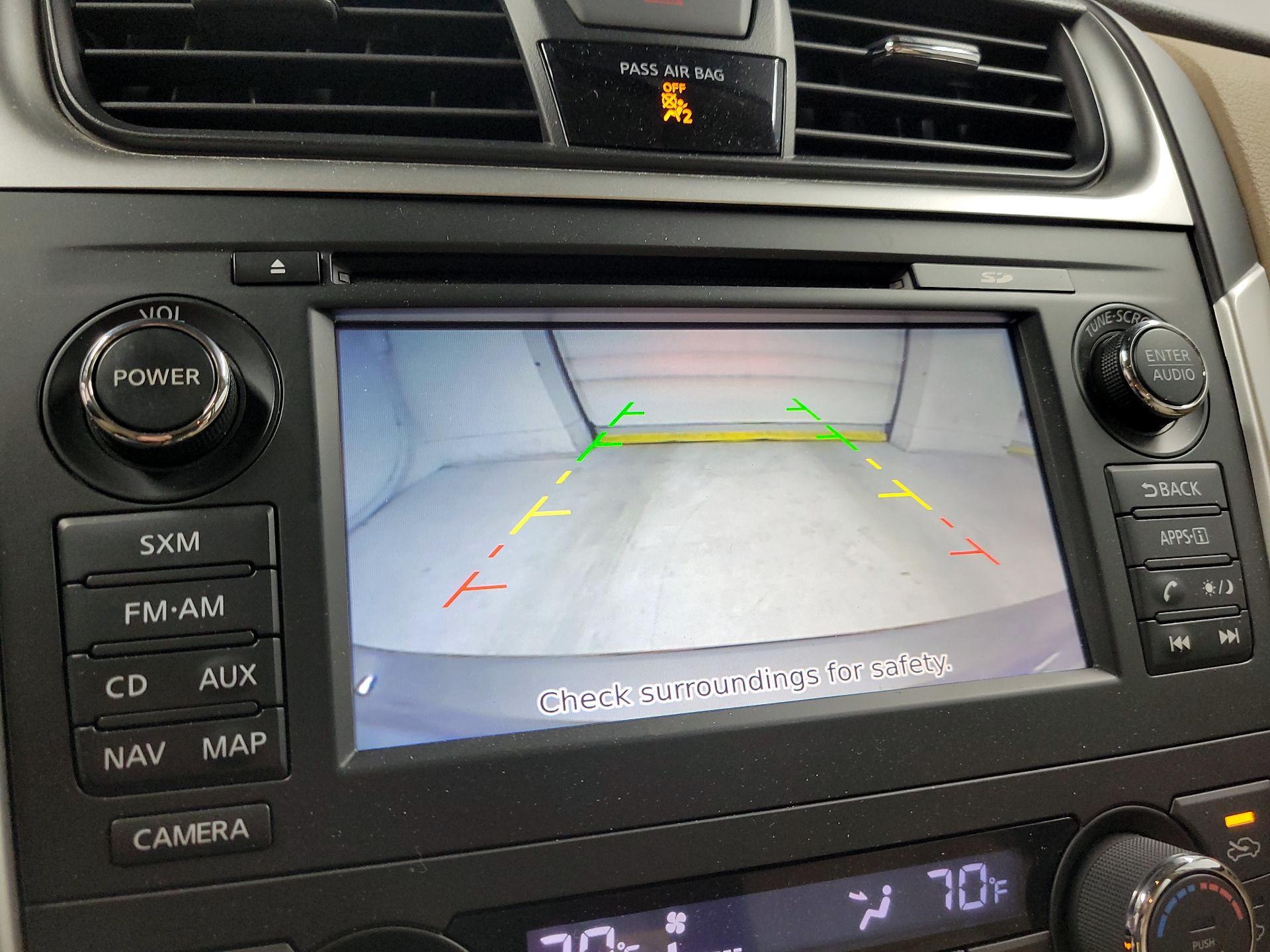 Thumbnail: 2016 Nissan Altima - 14