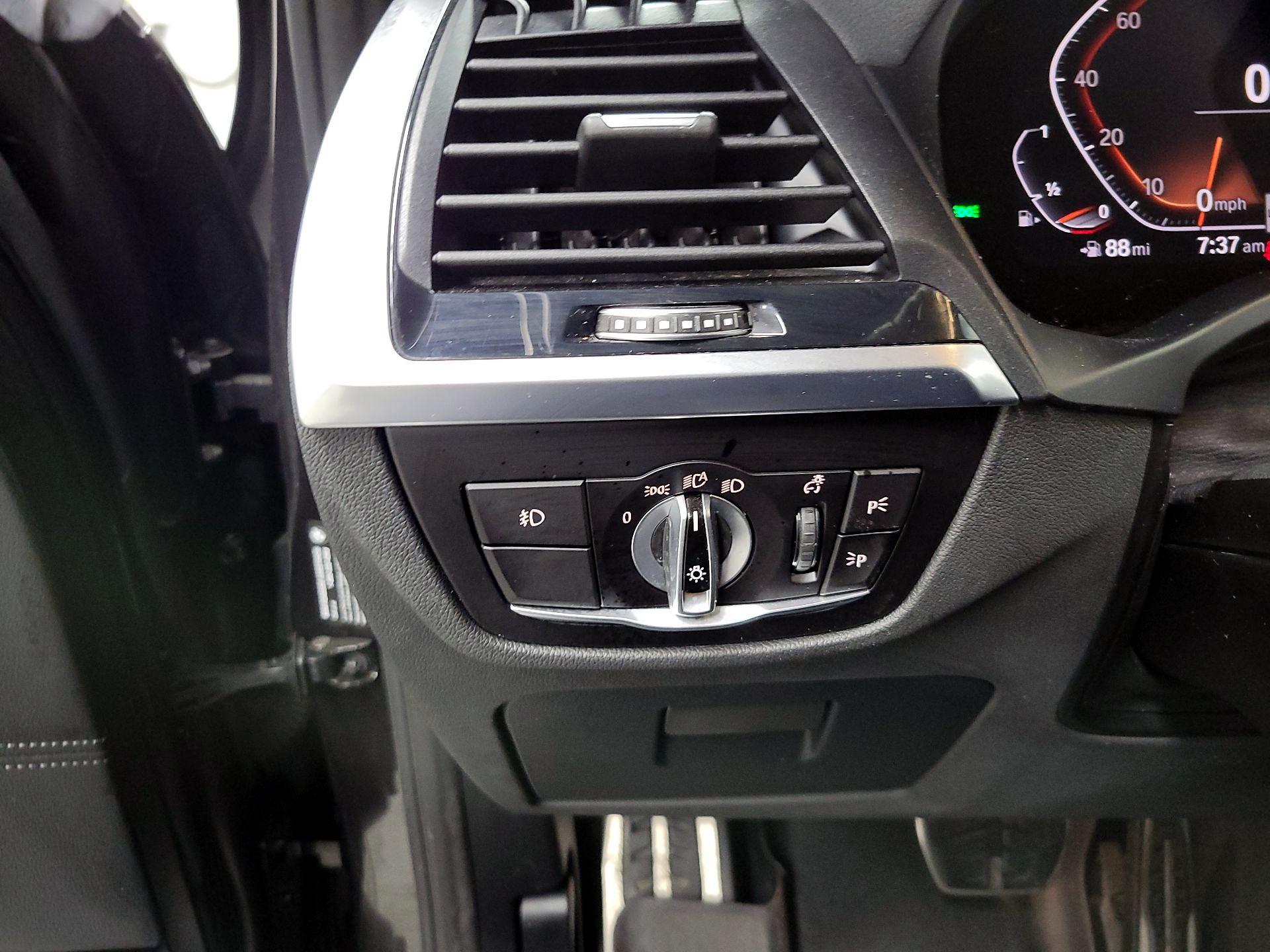 Thumbnail: 2020 BMW X4 - 13