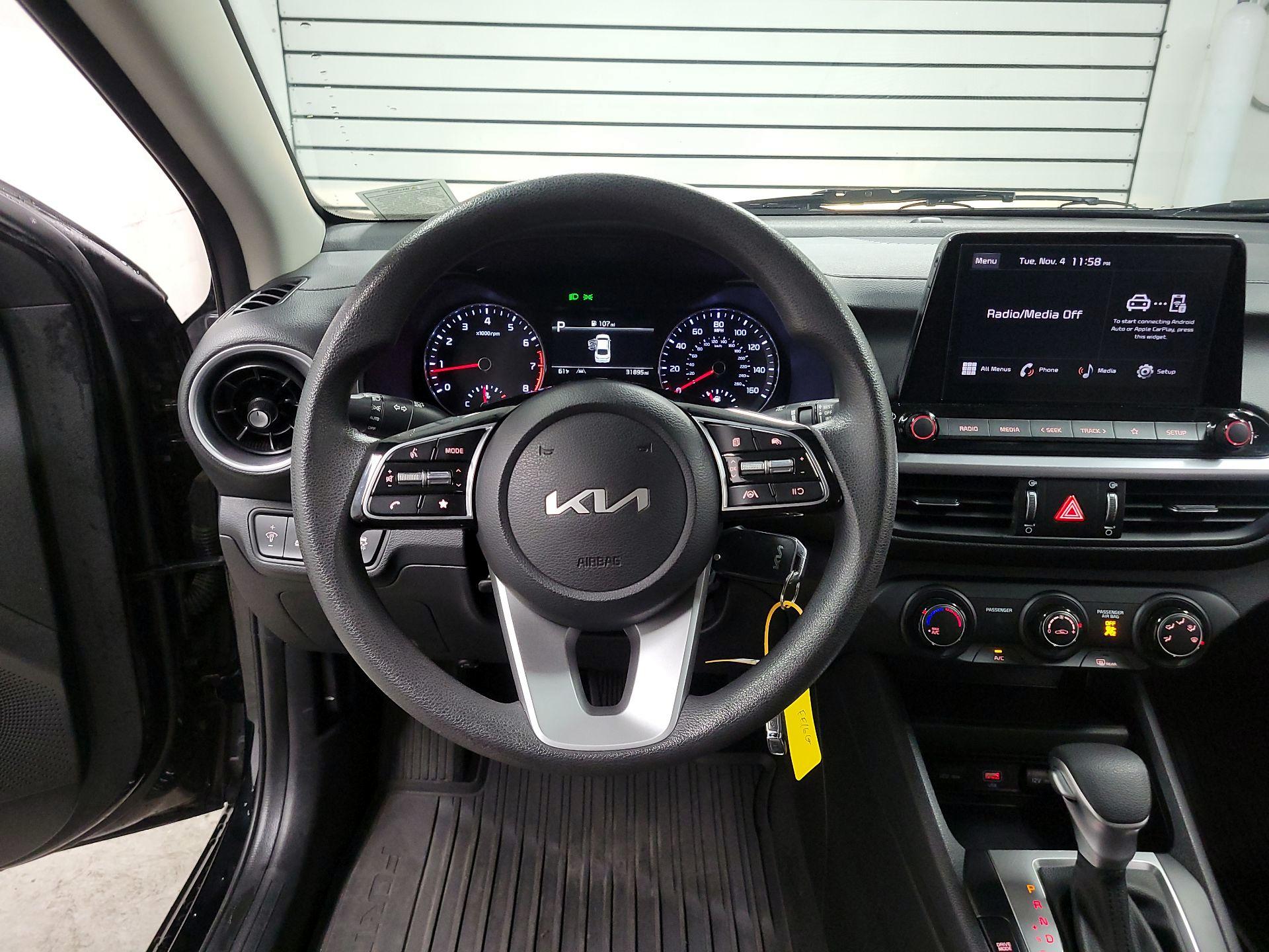 Thumbnail: 2023 Kia Forte - 10