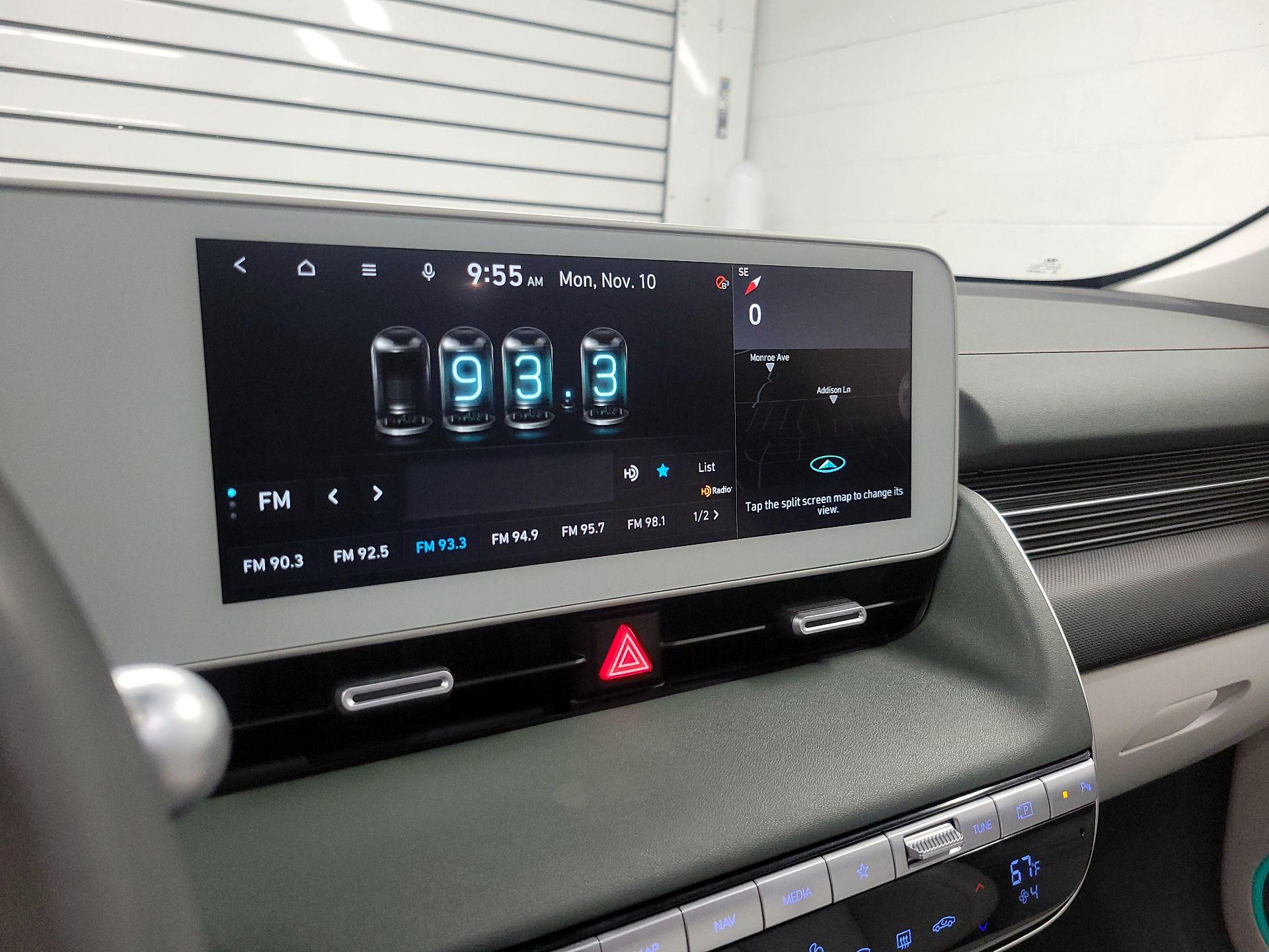 Thumbnail: 2022 Hyundai Ioniq 5 - 16