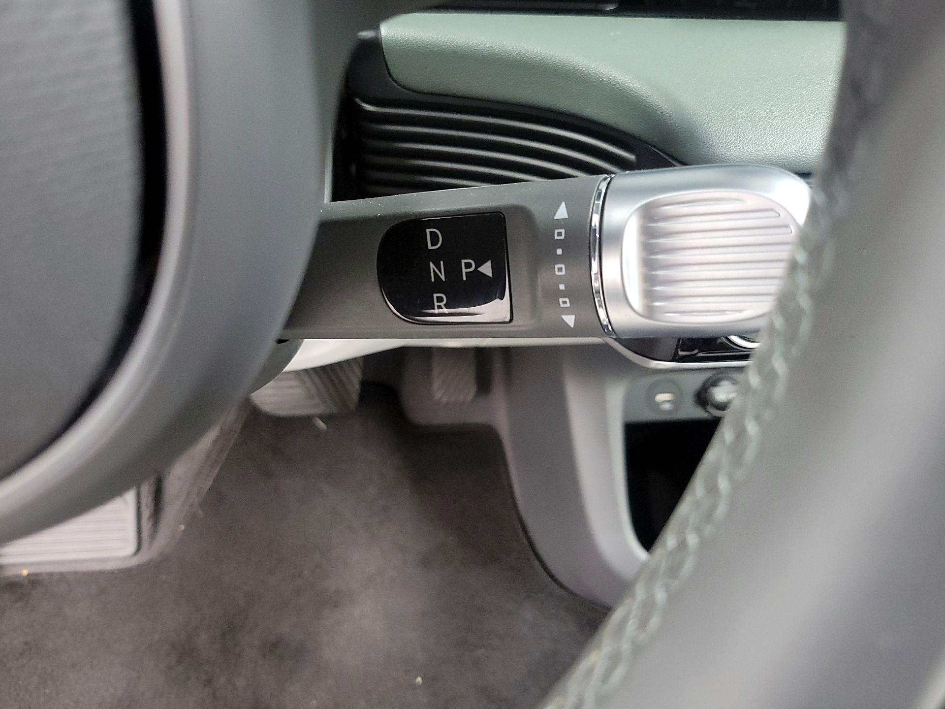 Thumbnail: 2022 Hyundai Ioniq 5 - 18