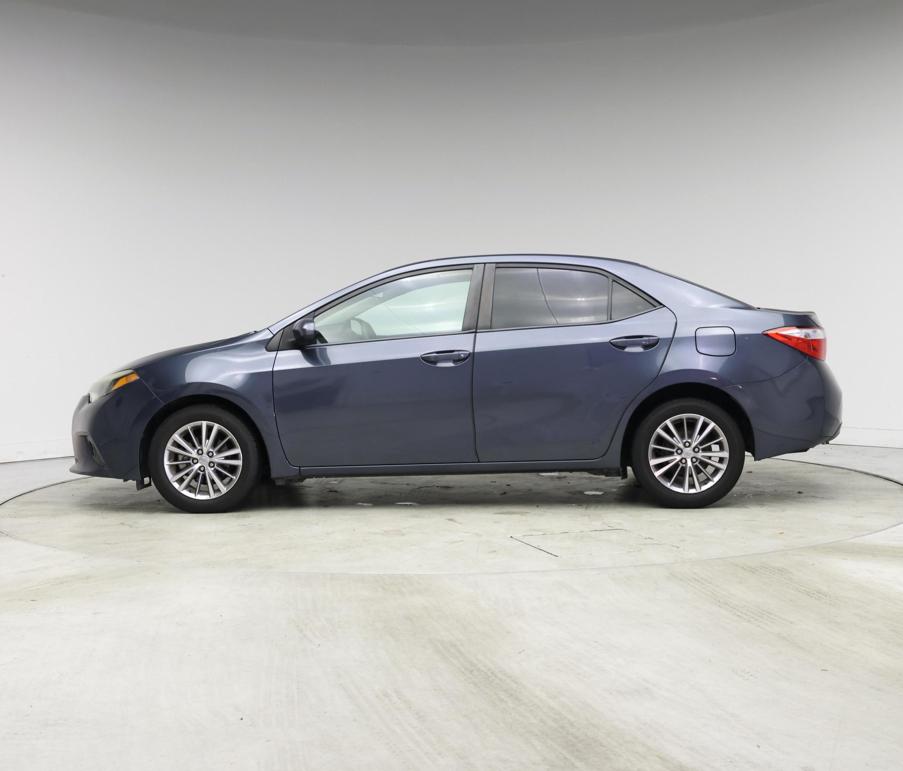 Thumbnail: 2014 Toyota Corolla - 3