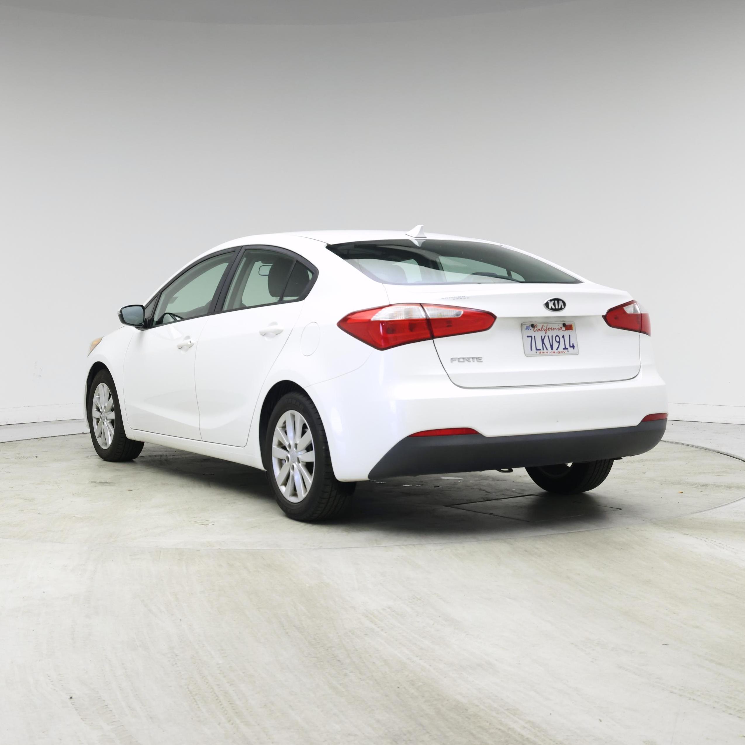 Thumbnail: 2015 Kia Forte - 2