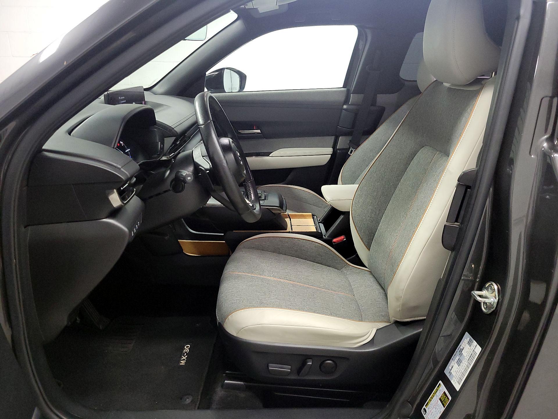 Thumbnail: 2022 Mazda MX-30 - 11