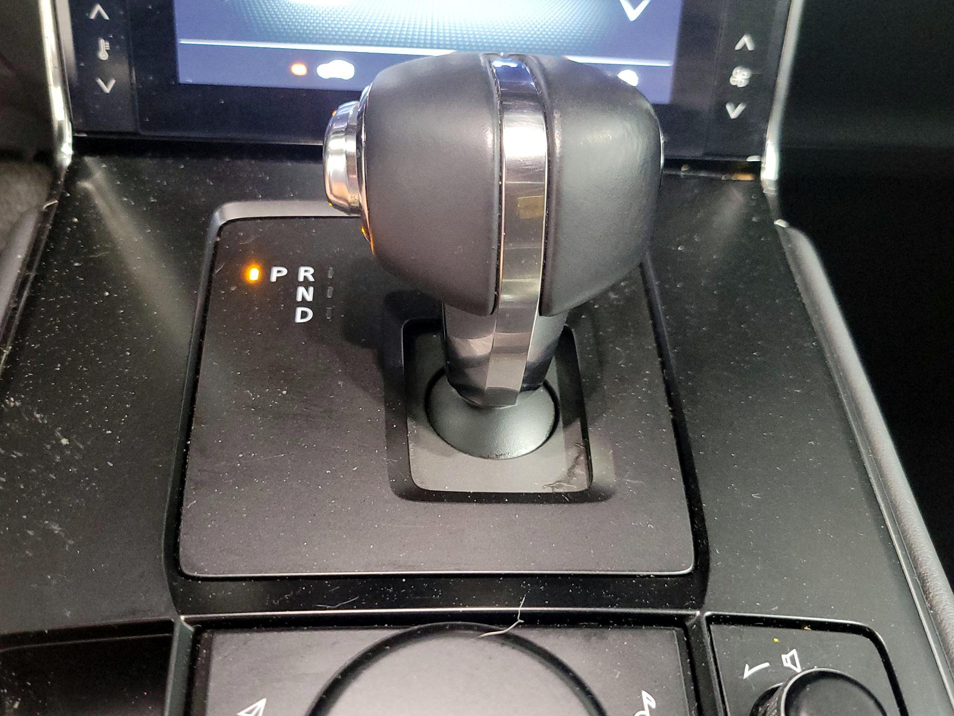 Thumbnail: 2022 Mazda MX-30 - 17