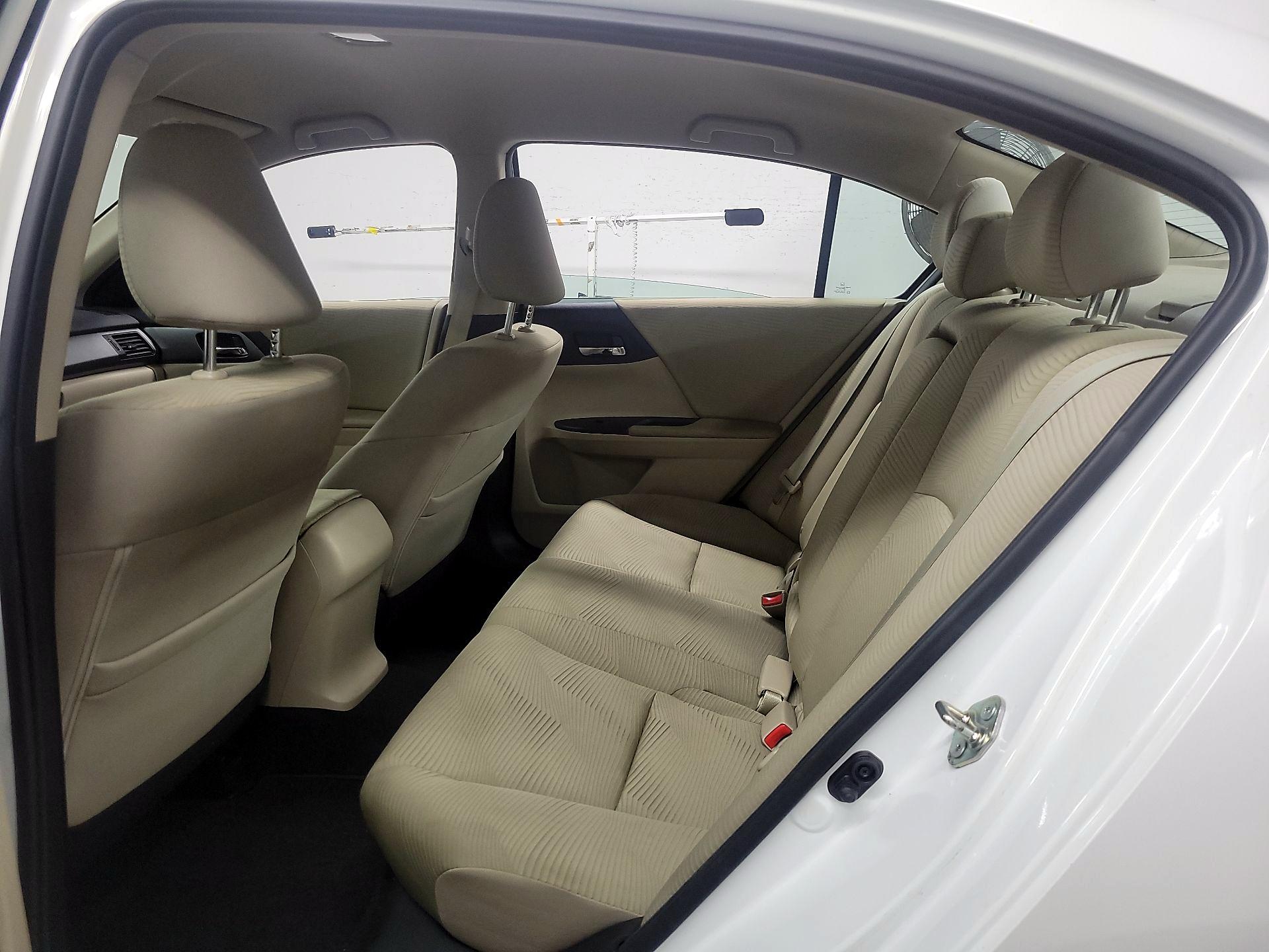 Thumbnail: 2015 Honda Accord - 17